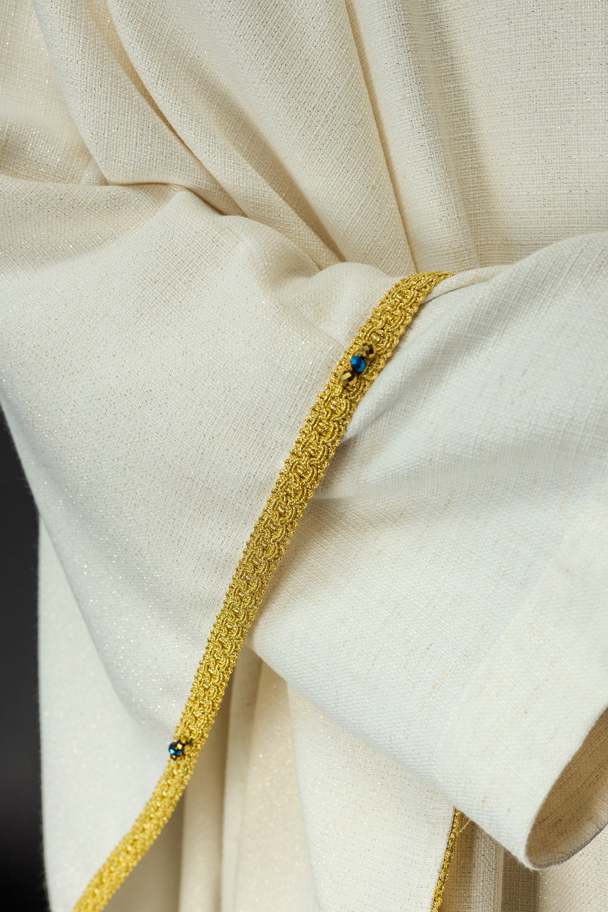 Ręcznie wykonany ornat z naturalnymi kamieniami Handmade 7001 - ORNATY.PL