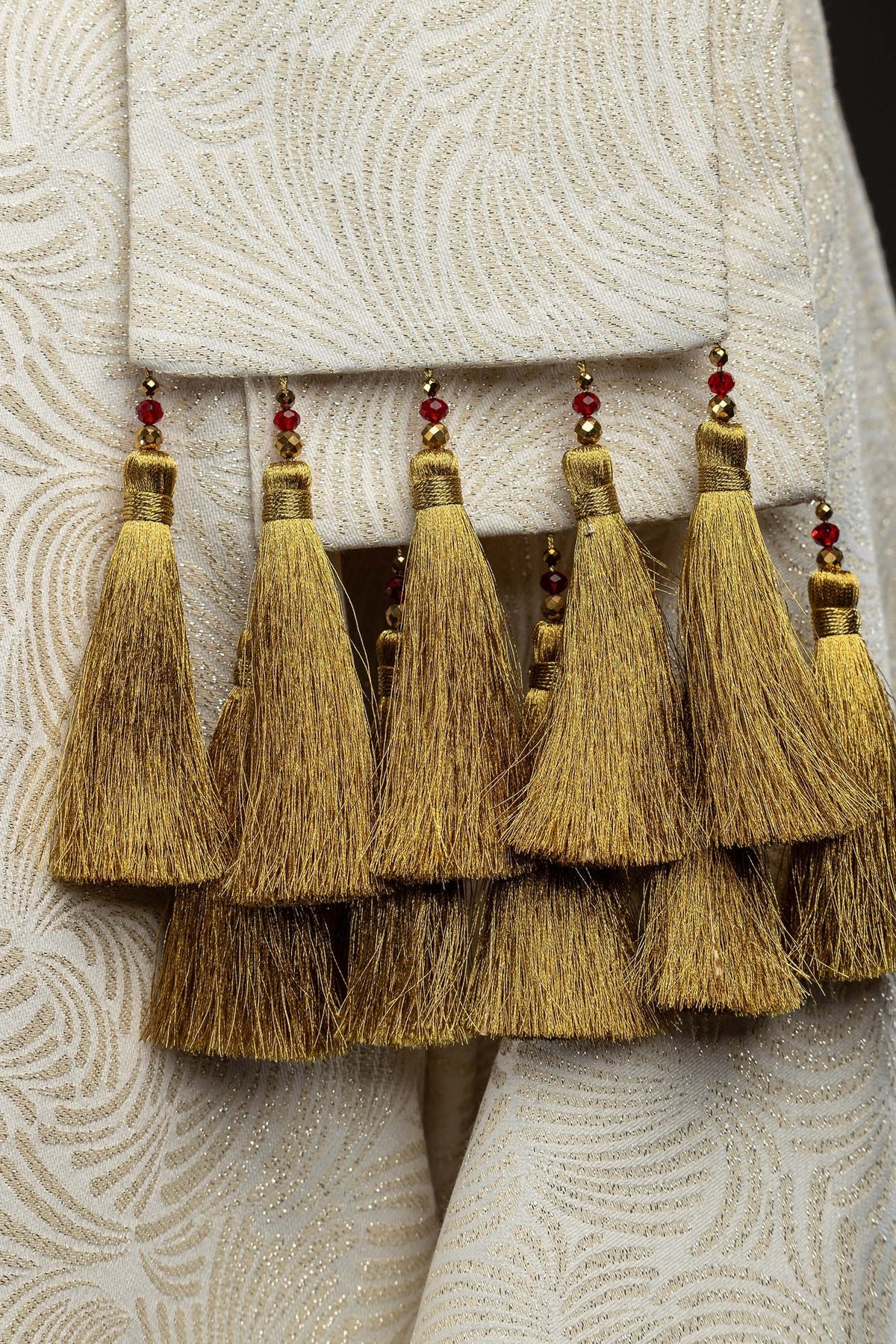 Handgefertigtes Messgewand mit Natursteinen, Handmade 7012