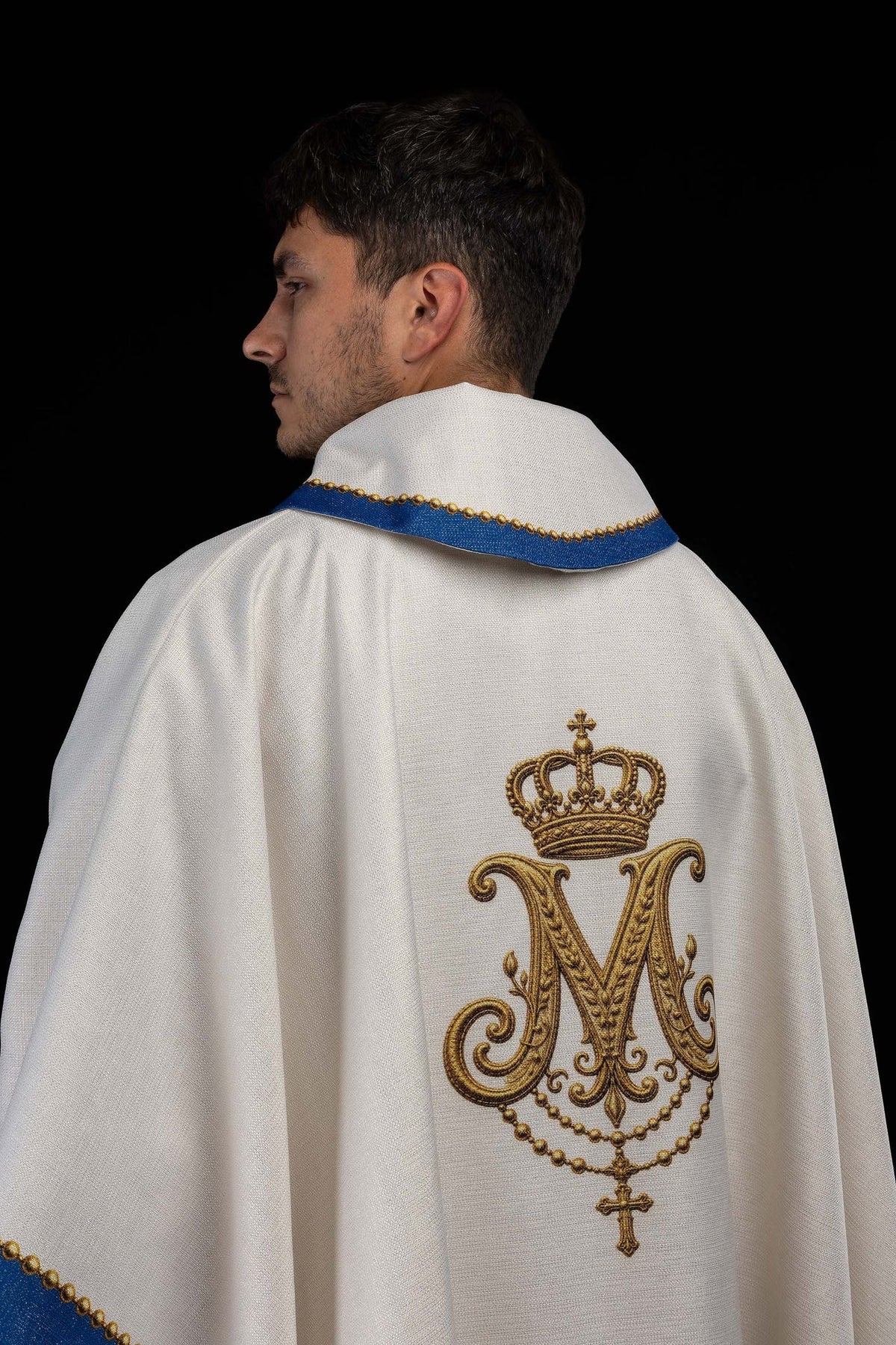Bedrucktes Messgewand mit Darstellung der Muttergottes von Tschenstochau