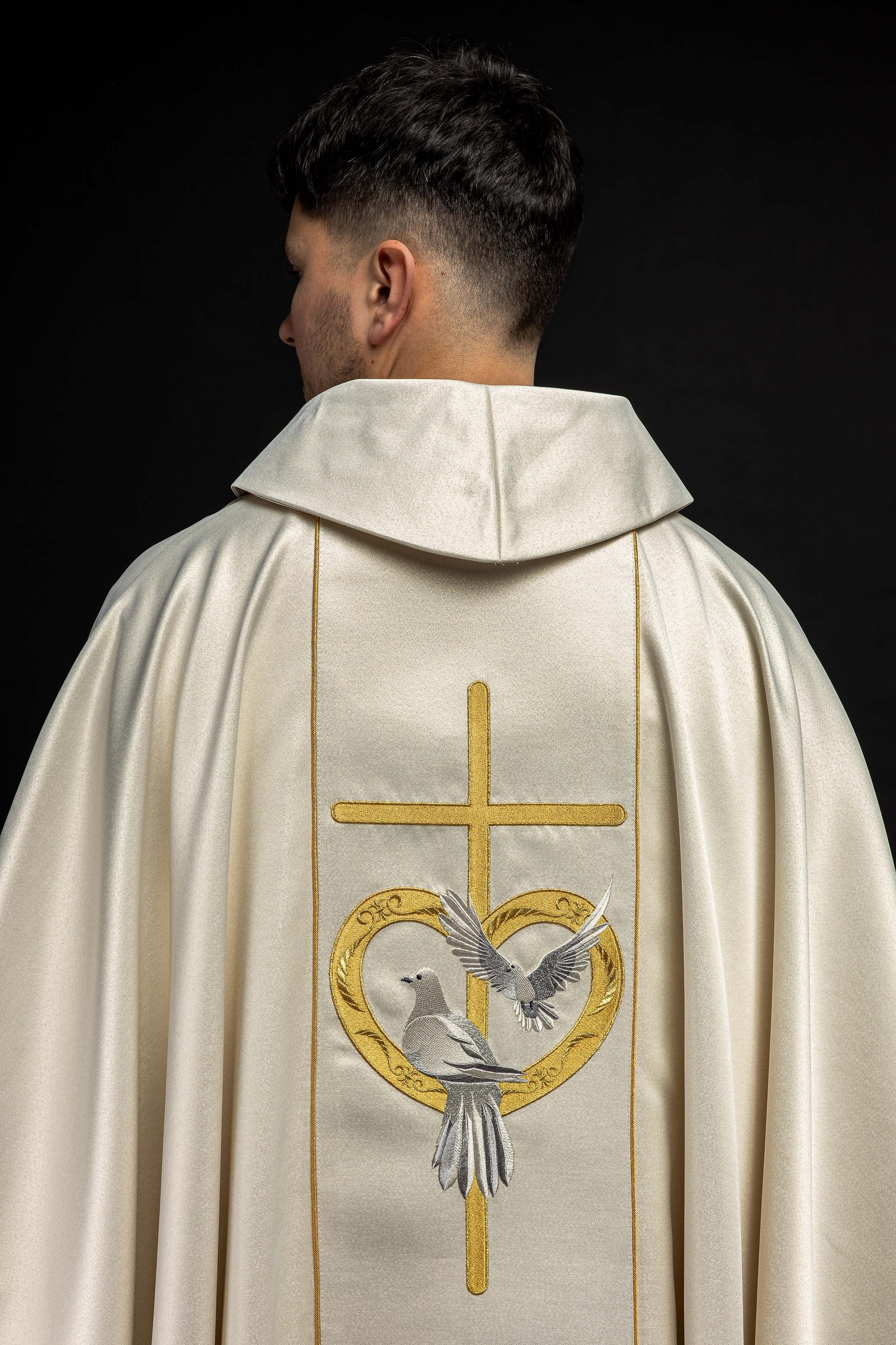 Ornat Ślubny w kolorze ecru - ORNATY.PL