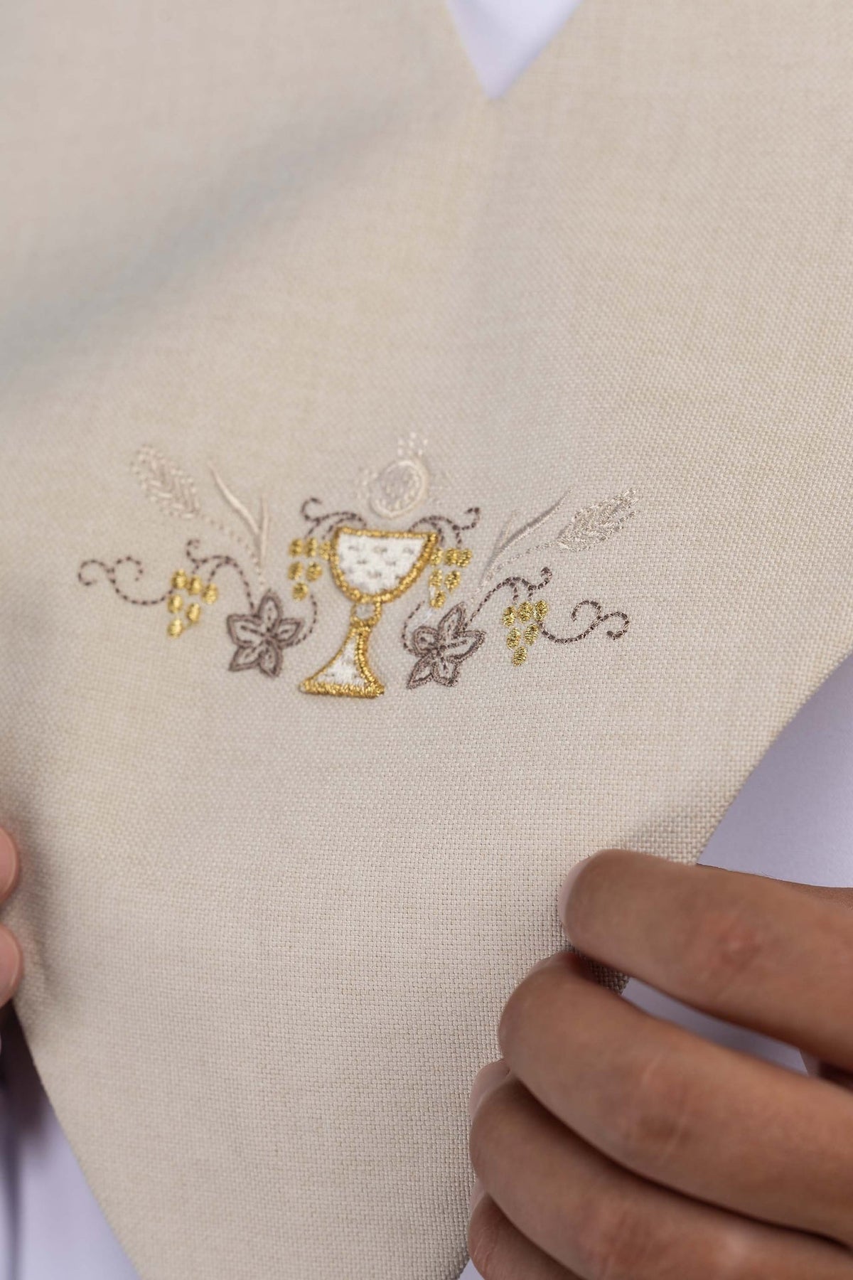 Lektorenschultervelum mit Stickerei eines eucharistischen Kelchs