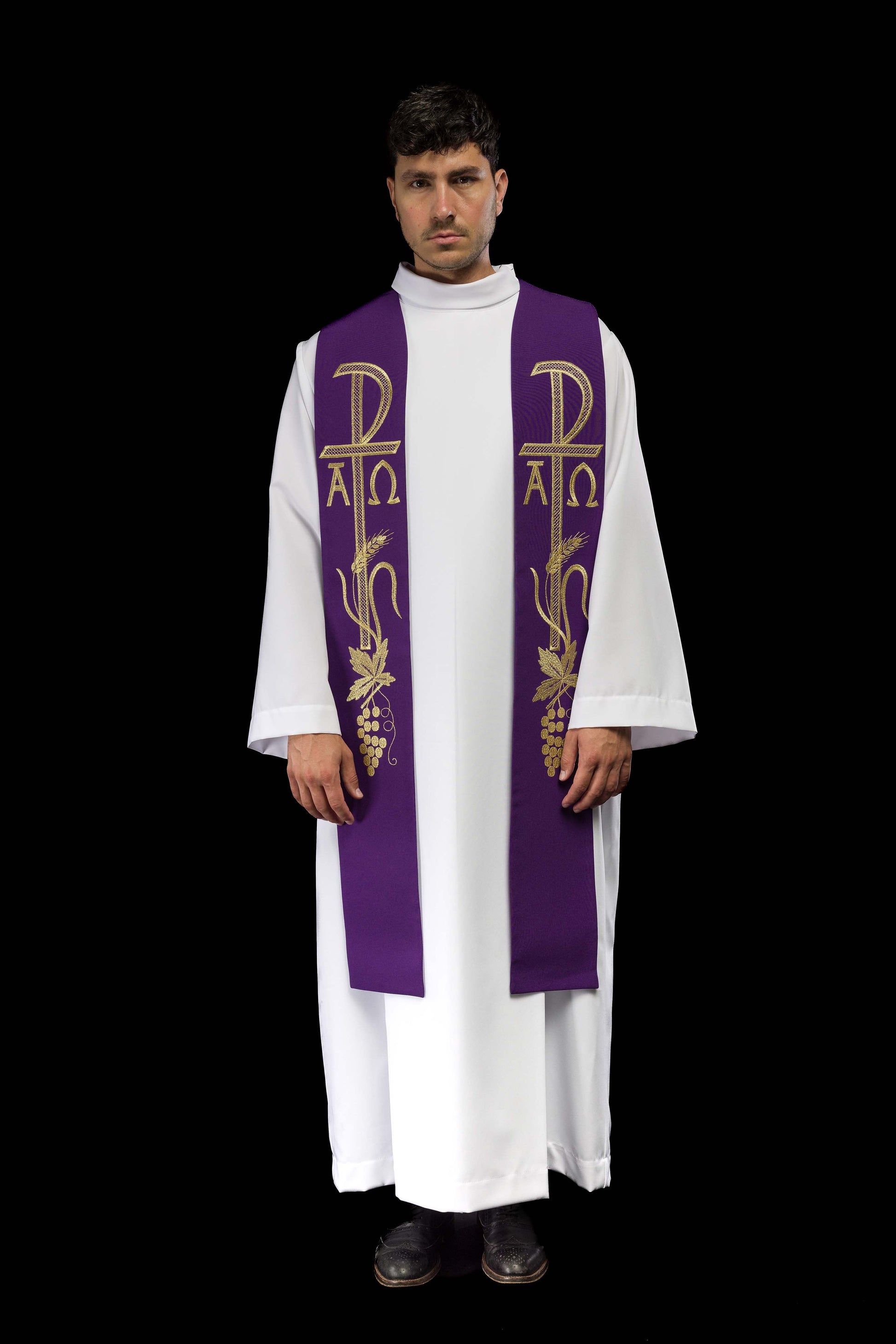 Alpha und Omega bestickte lila Priesterstola
