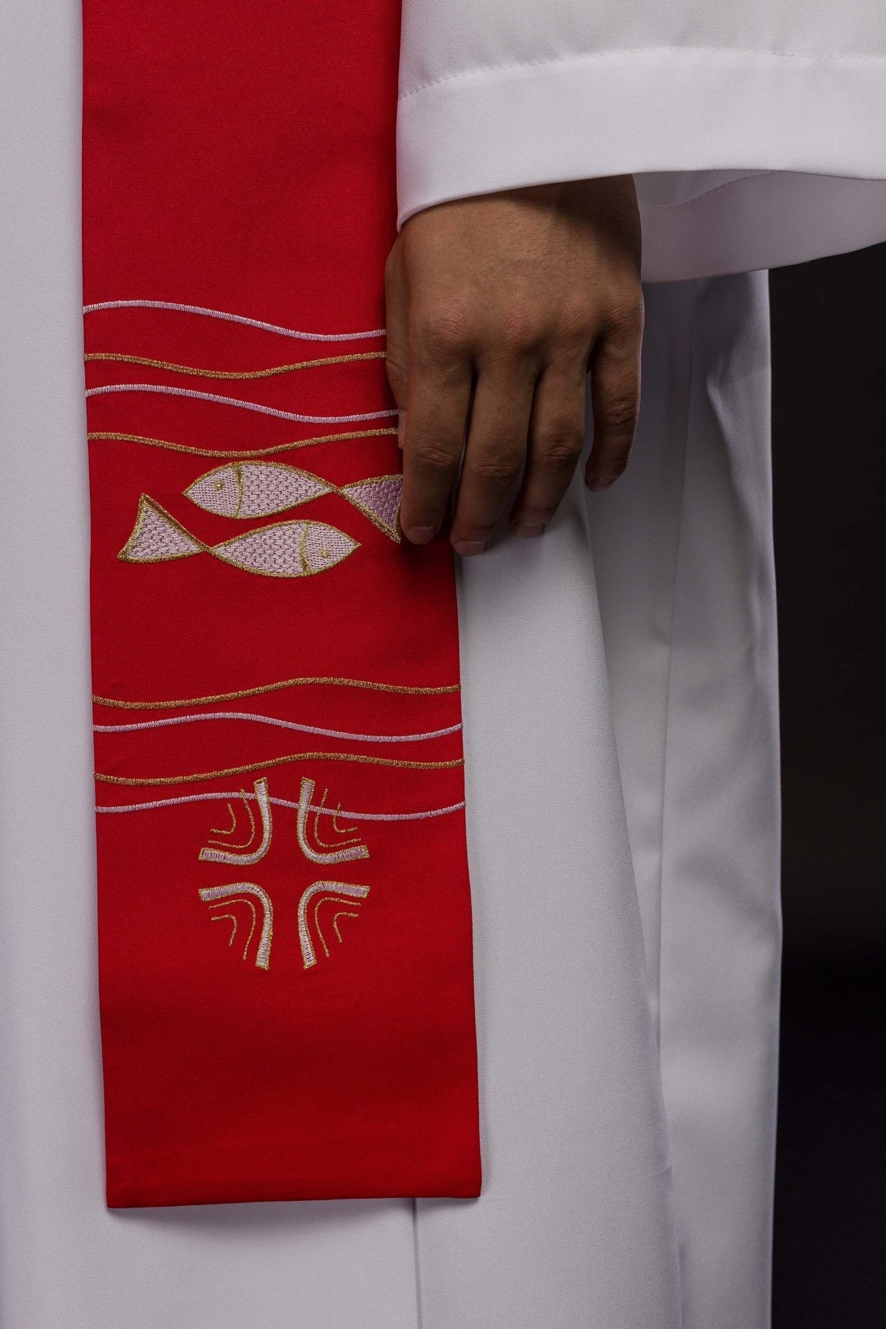 Bestickte Priesterstola Fisch Rot - MESSGEWANDER.DE