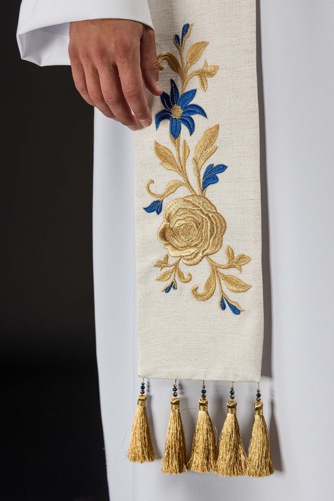 Bestickte Stola mit Marienmotiv - MESSGEWANDER.DE