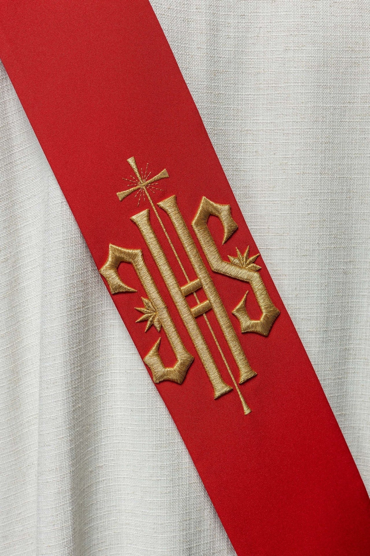 Diakonatsstola mit gesticktem IHS und Kreuz - MESSGEWANDER.DE