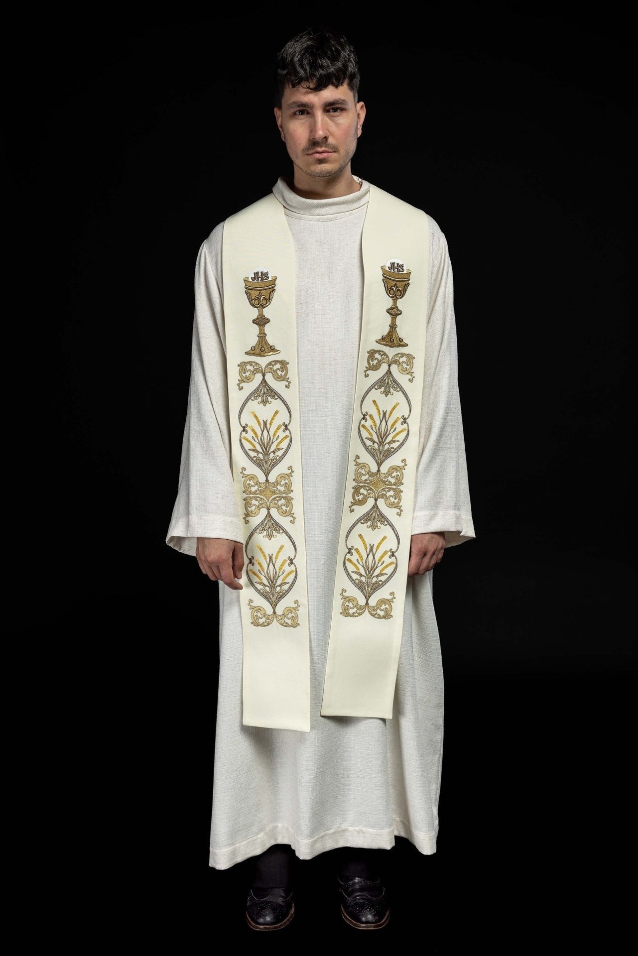 Kelch mit Stola für den Priester IHS ecru - MESSGEWANDER.DE
