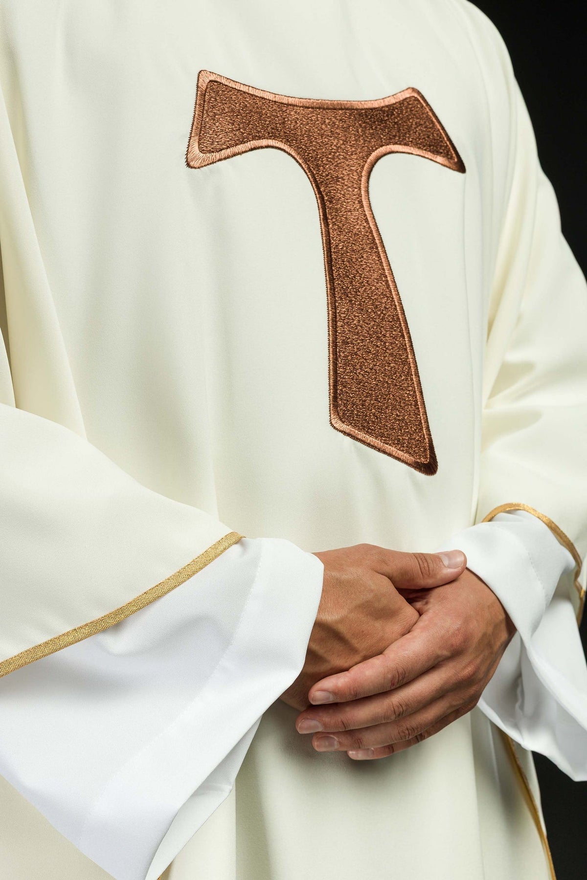 Liturgisches Messgewand mit franziskanischem Kreuz - MESSGEWANDER.DE