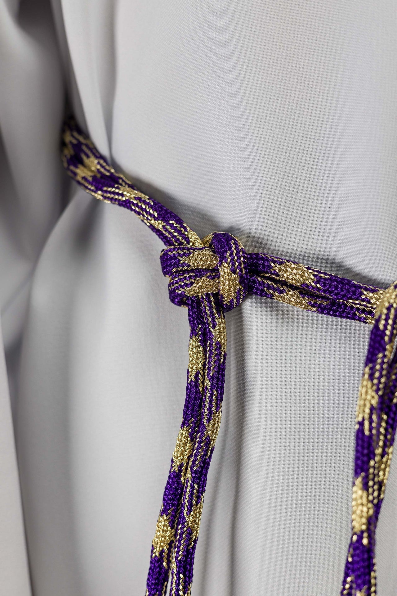 Liturgisches Zingulum Violett-Gold - MESSGEWANDER.DE