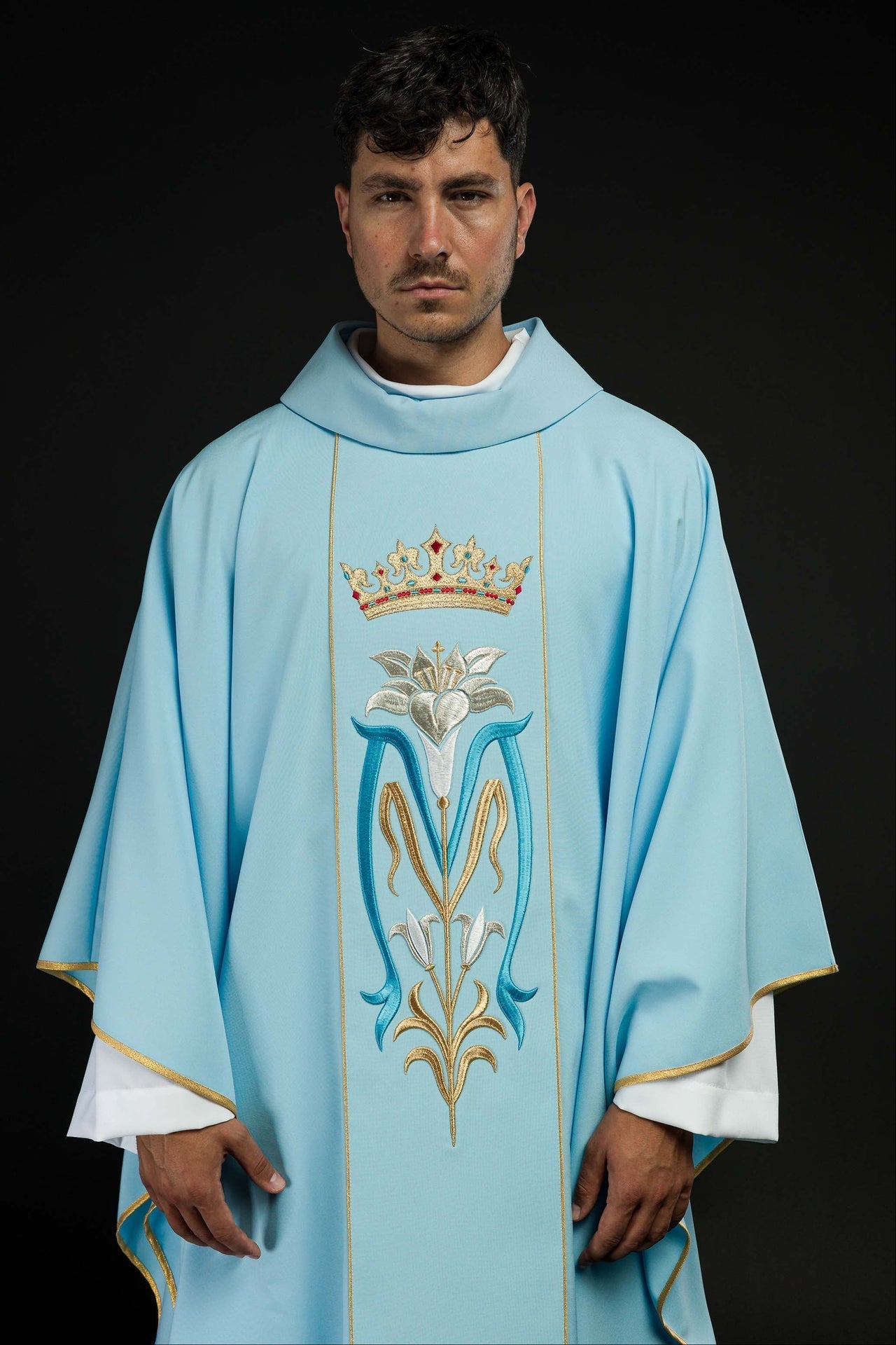 Marianisches liturgisches Messgewand mit gestickter Krone Blau - MESSGEWANDER.DE
