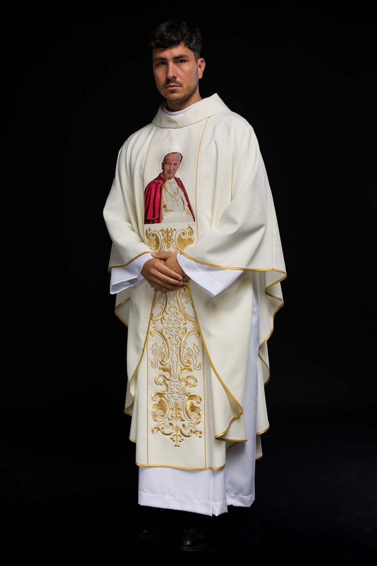 Messgewand mit einem Bild von Papst Johannes Paul II. - MESSGEWANDER.DE