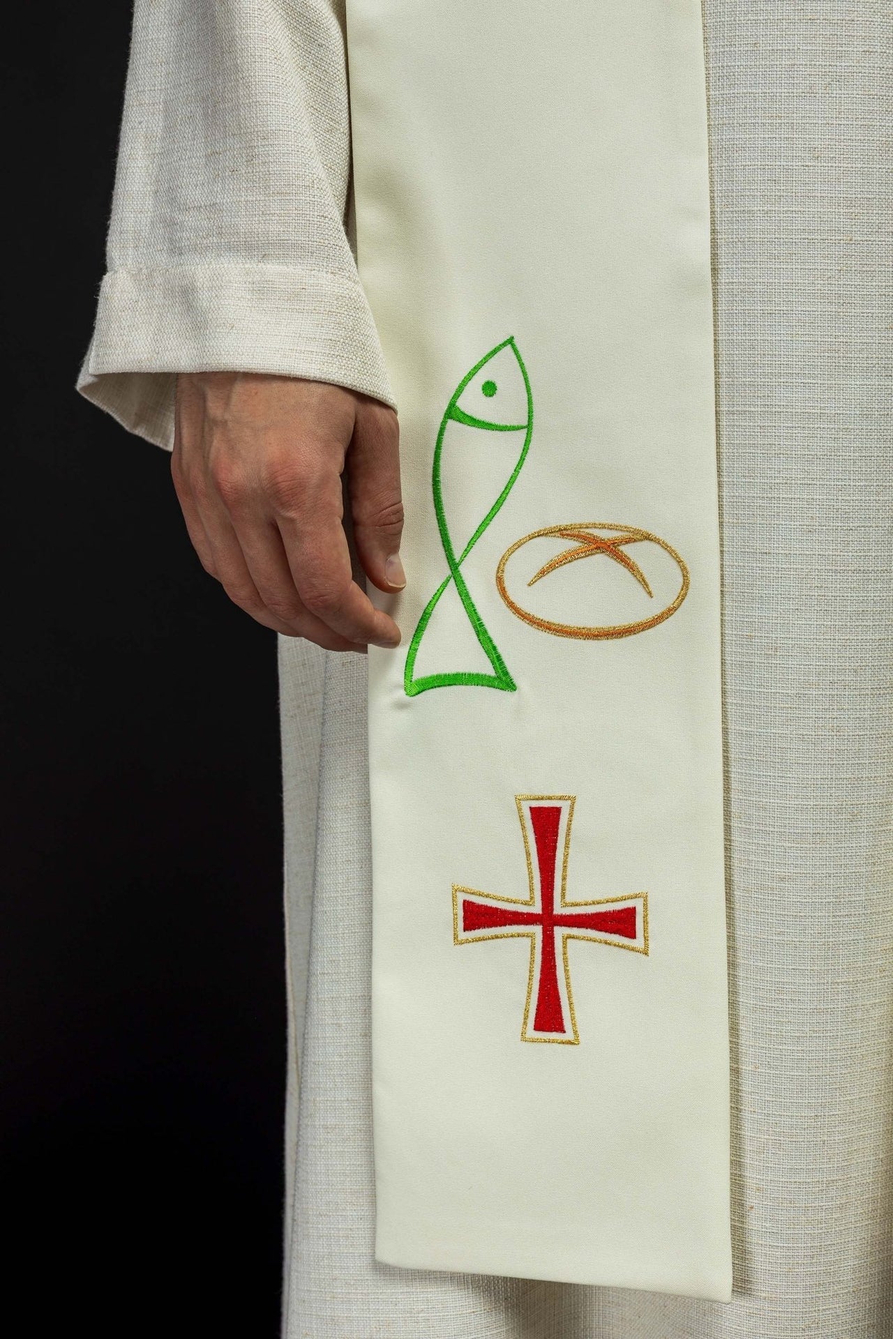 Priesterstola besticktes Fischbrotkreuz in Ecru - MESSGEWANDER.DE