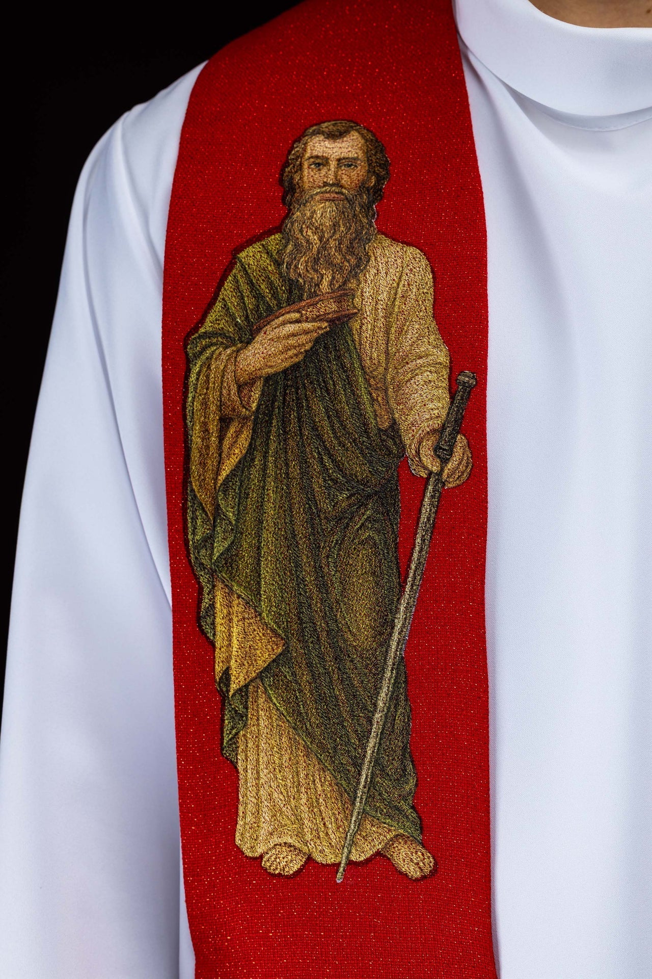 Reich bestickte Stola mit der Darstellung der Heiligen Petrus und Paulus - MESSGEWANDER.DE