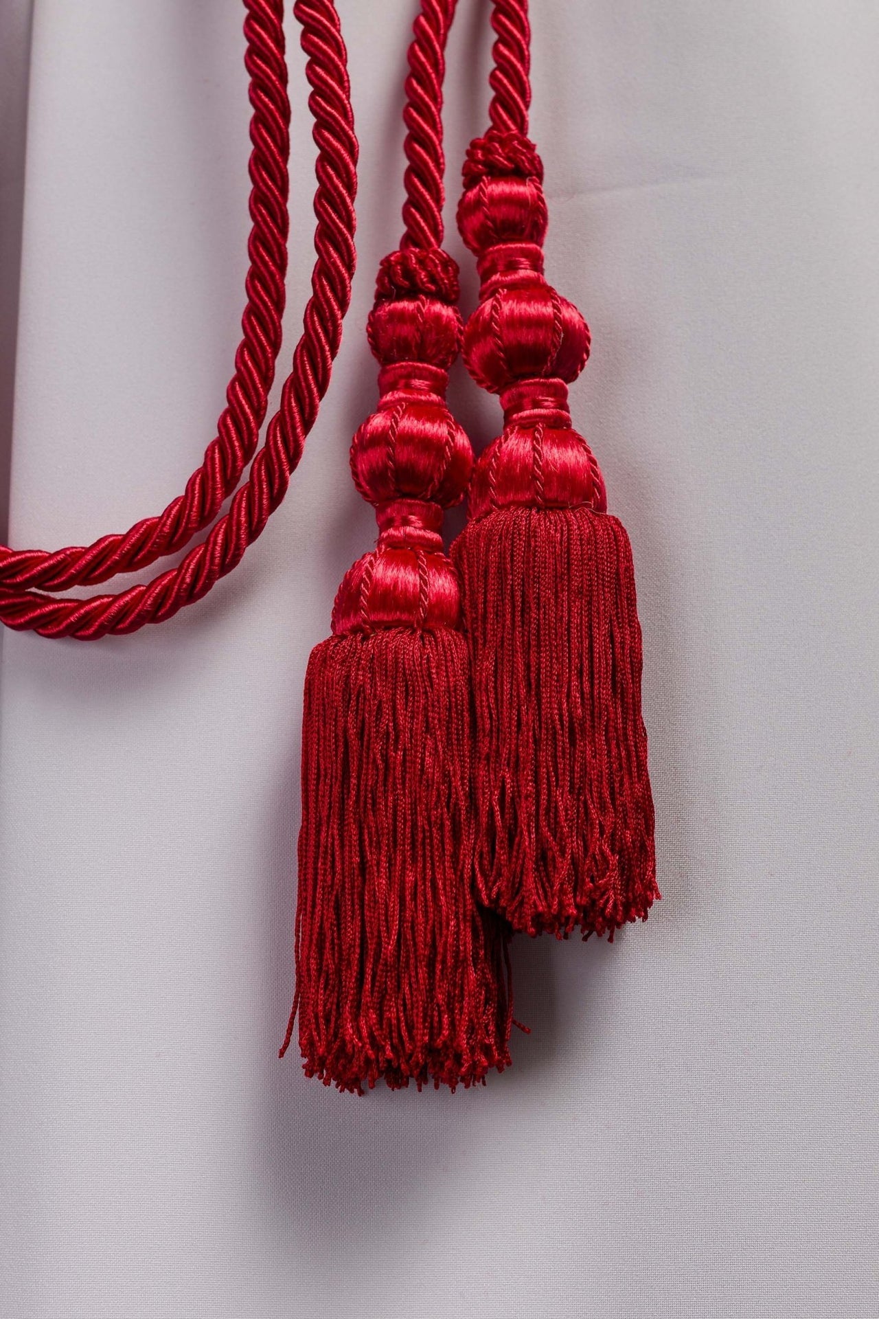 Rotes liturgisches Zingulum - MESSGEWANDER.DE