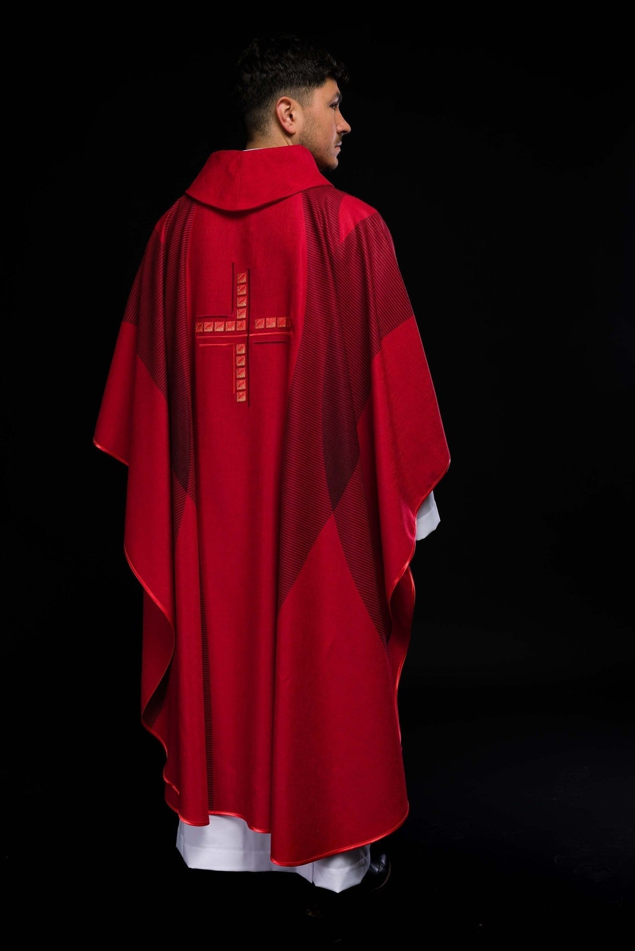 Rotes Messgewand mit Kreuz - MESSGEWANDER.DE