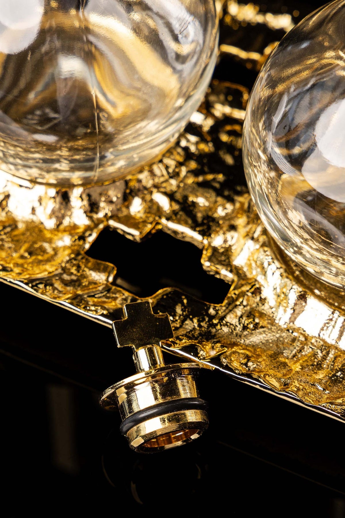 Messkännchen-Set mit vergoldetem Tablett für Wein und Wasser