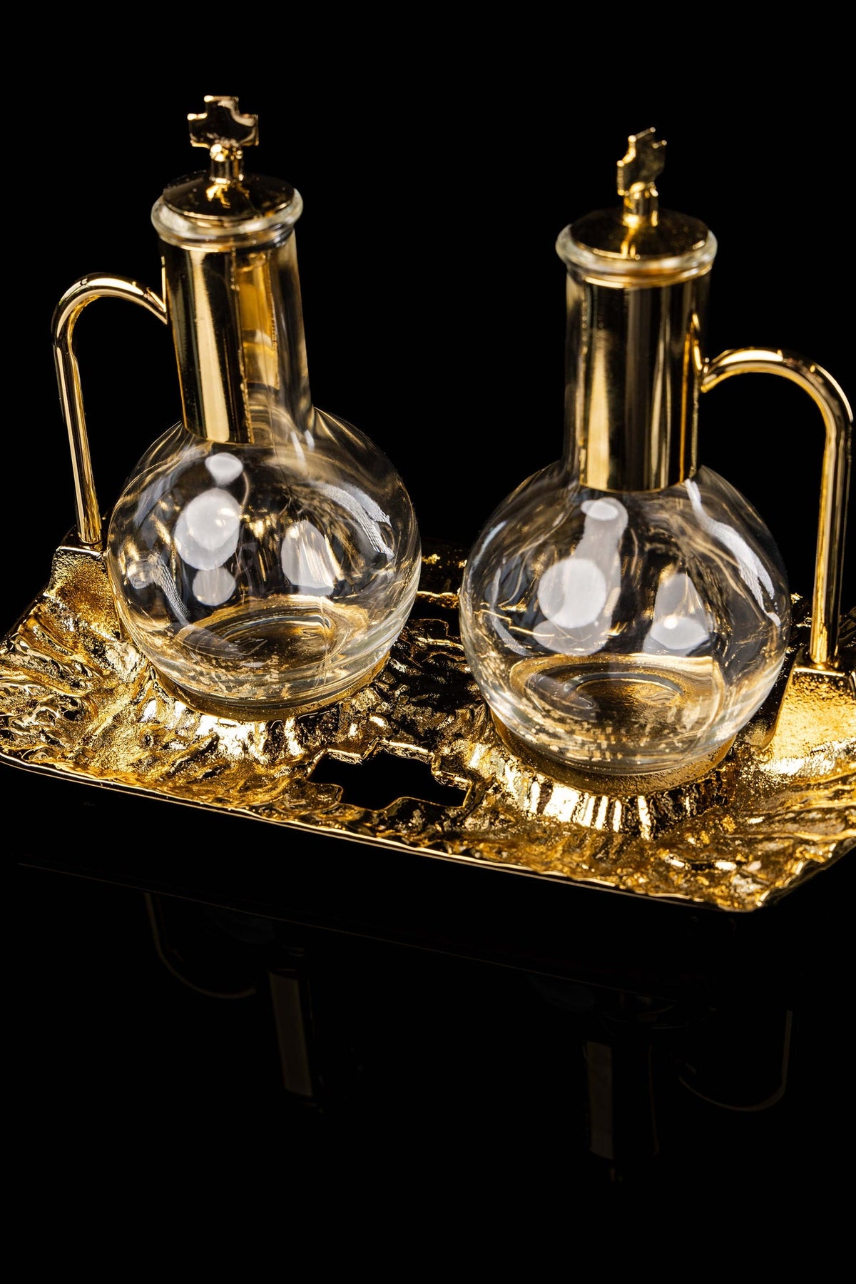 Messkännchen-Set mit vergoldetem Tablett für Wein und Wasser