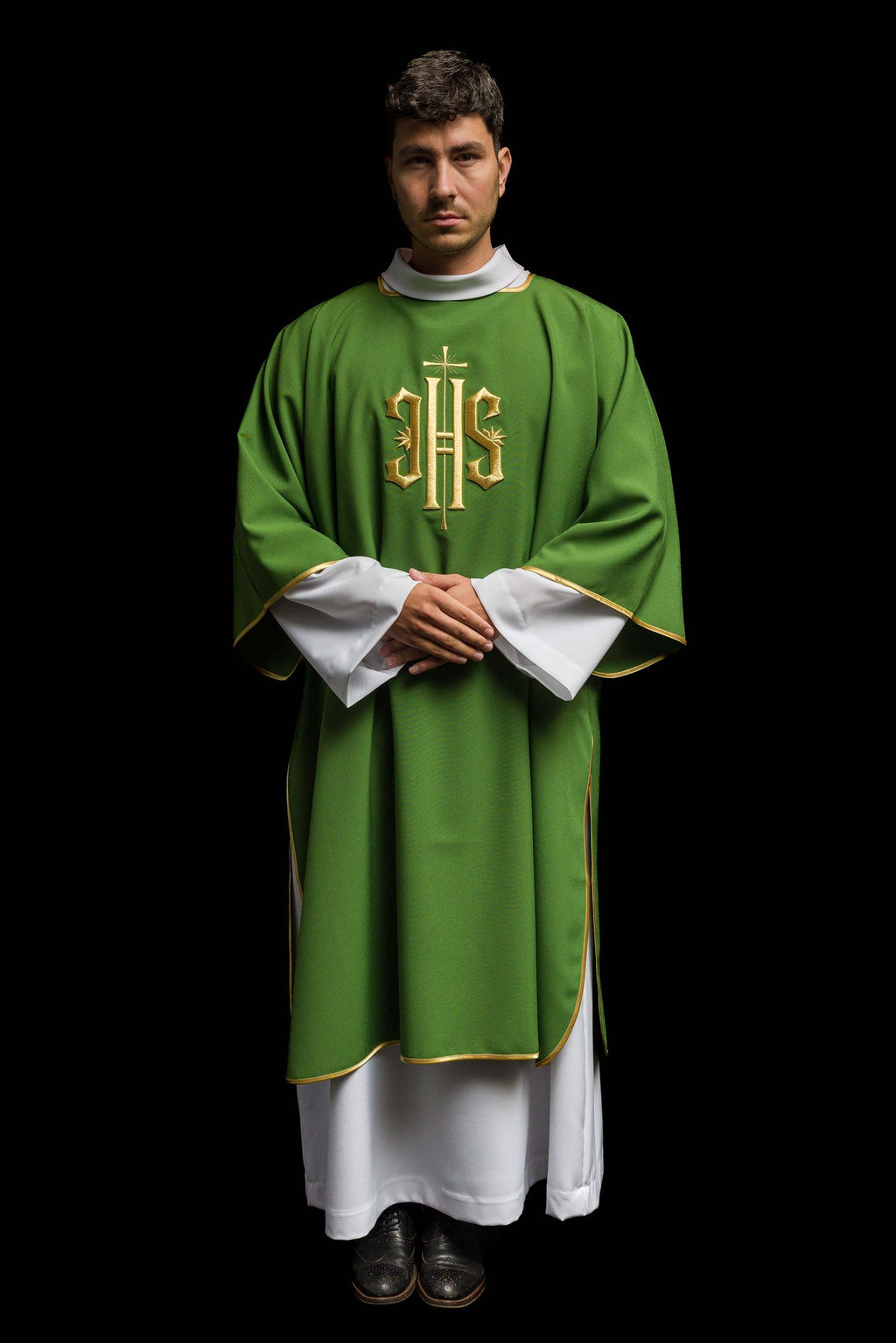 Zielona Dalmatyka z haftowanym złotym IHS - ORNATY.PL