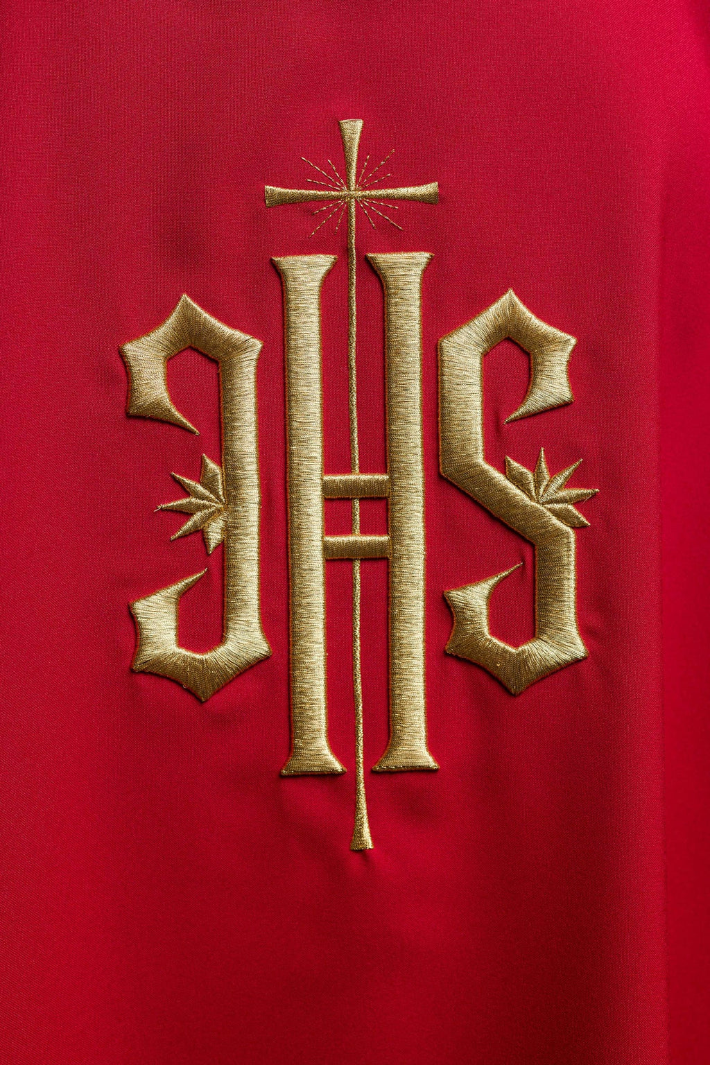 Rote Dalmatiner mit gesticktem goldenem IHS