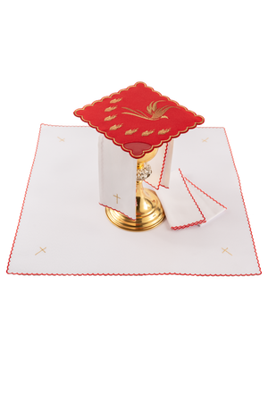 Czerwona bielizna kielichowa z haftem Ducha Świętego - ORNATY.PL