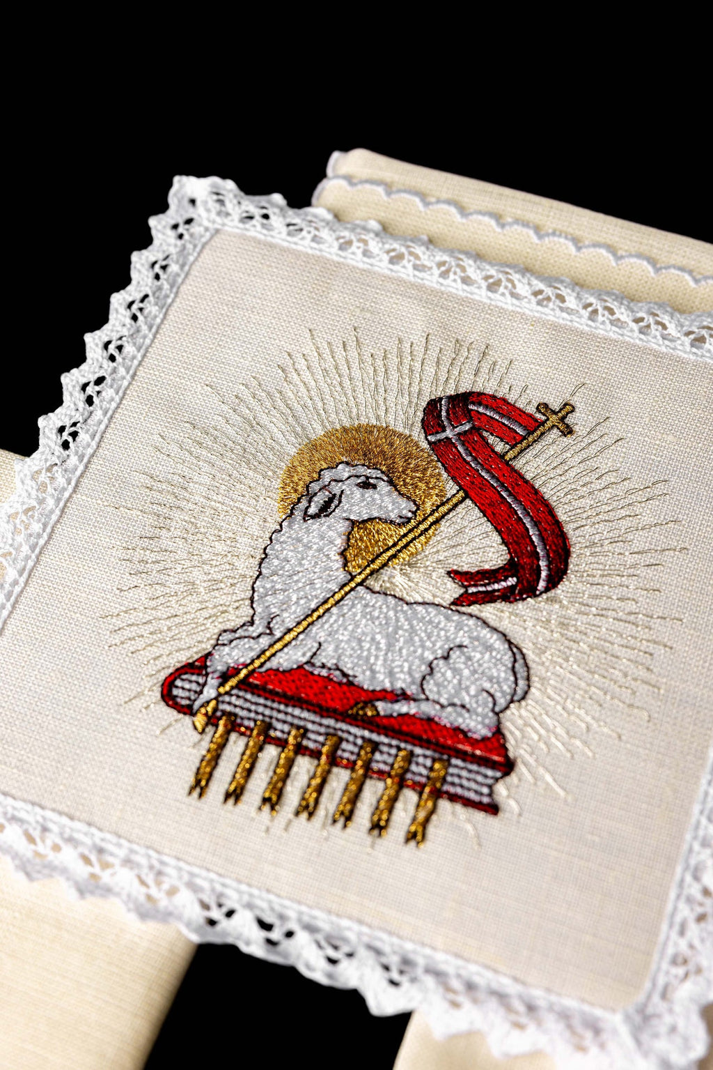 Leinenbecher Leinen mit Lammfellstickerei