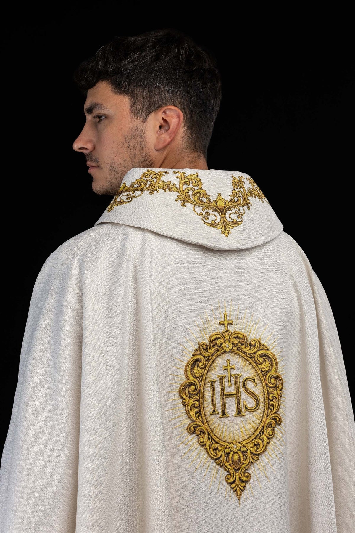 Bedrucktes Messgewand mit Herz-Jesu-Motiv in Ecru