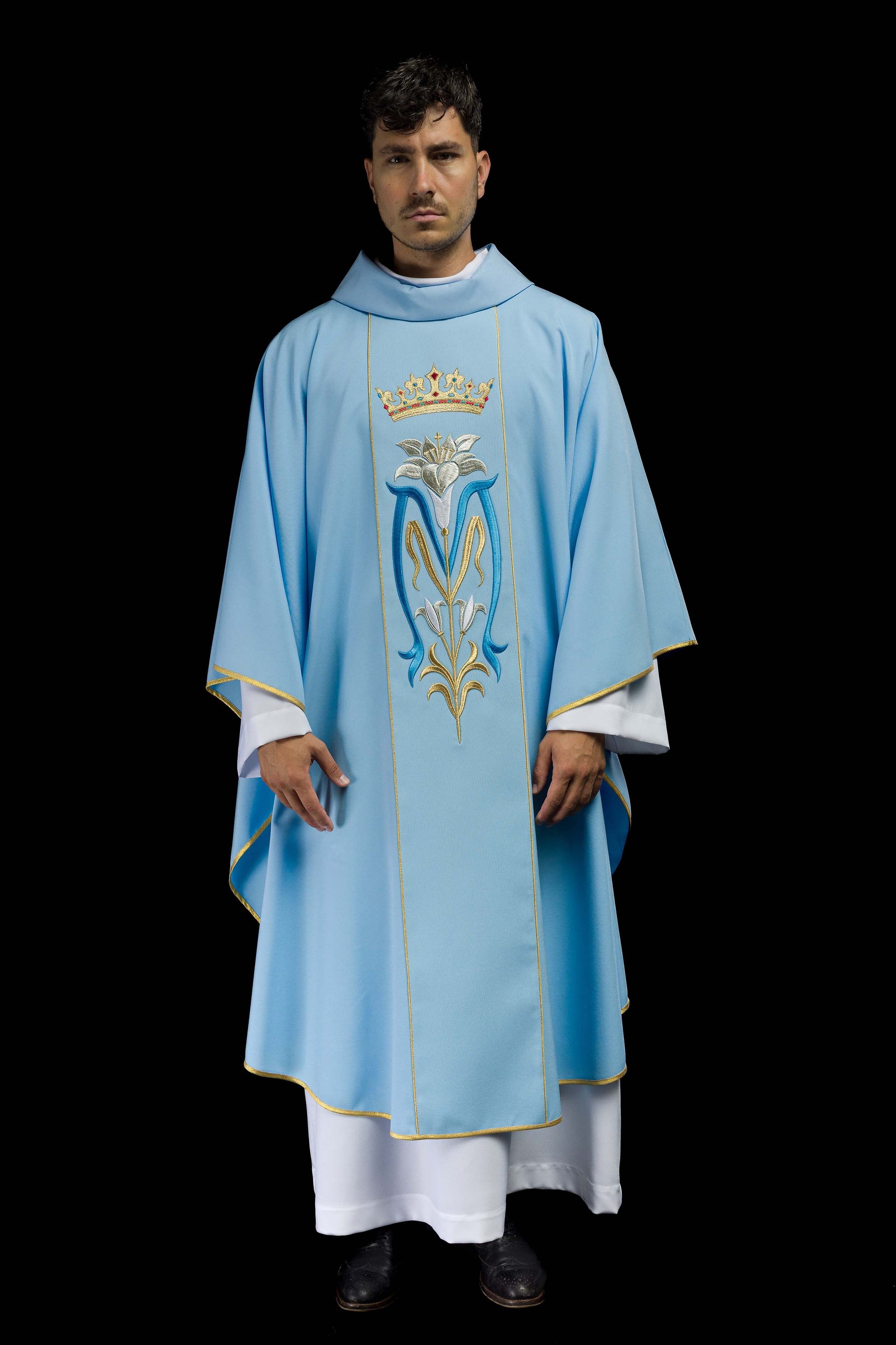 Marianisches liturgisches Messgewand mit gestickter Krone Blau
