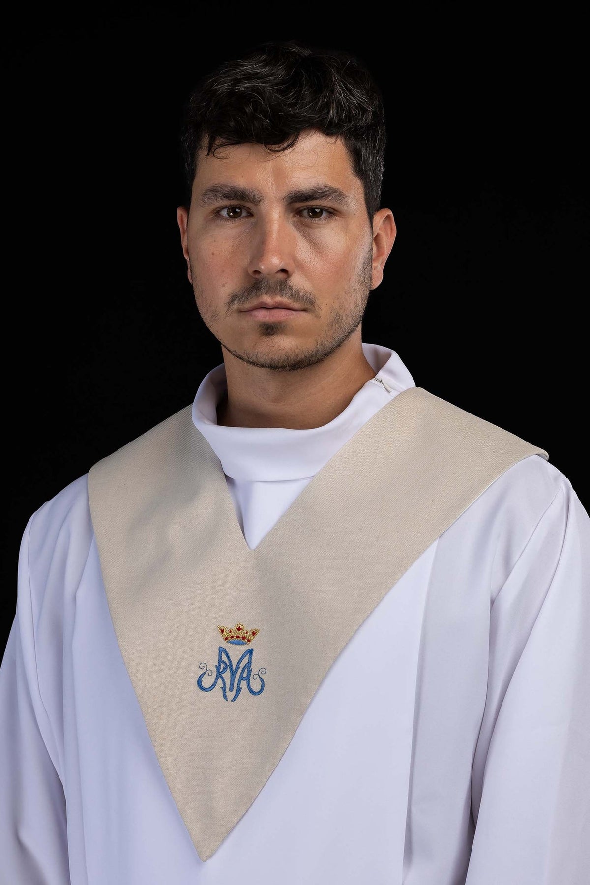Lektorenpallium in Ecru mit Marienmotiv
