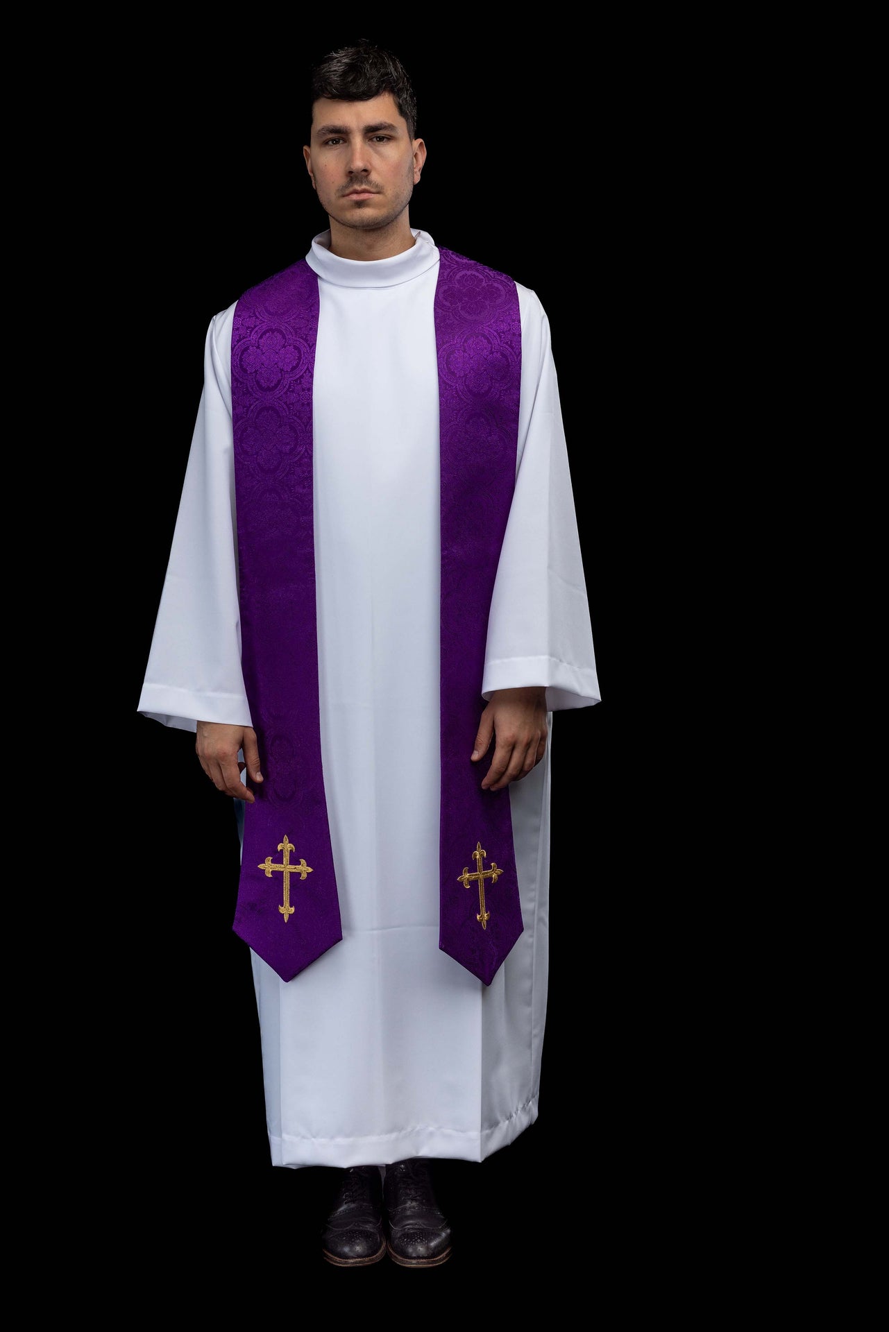Bestickte Stola mit Kreuzmotiv violetter Jacquardstoff