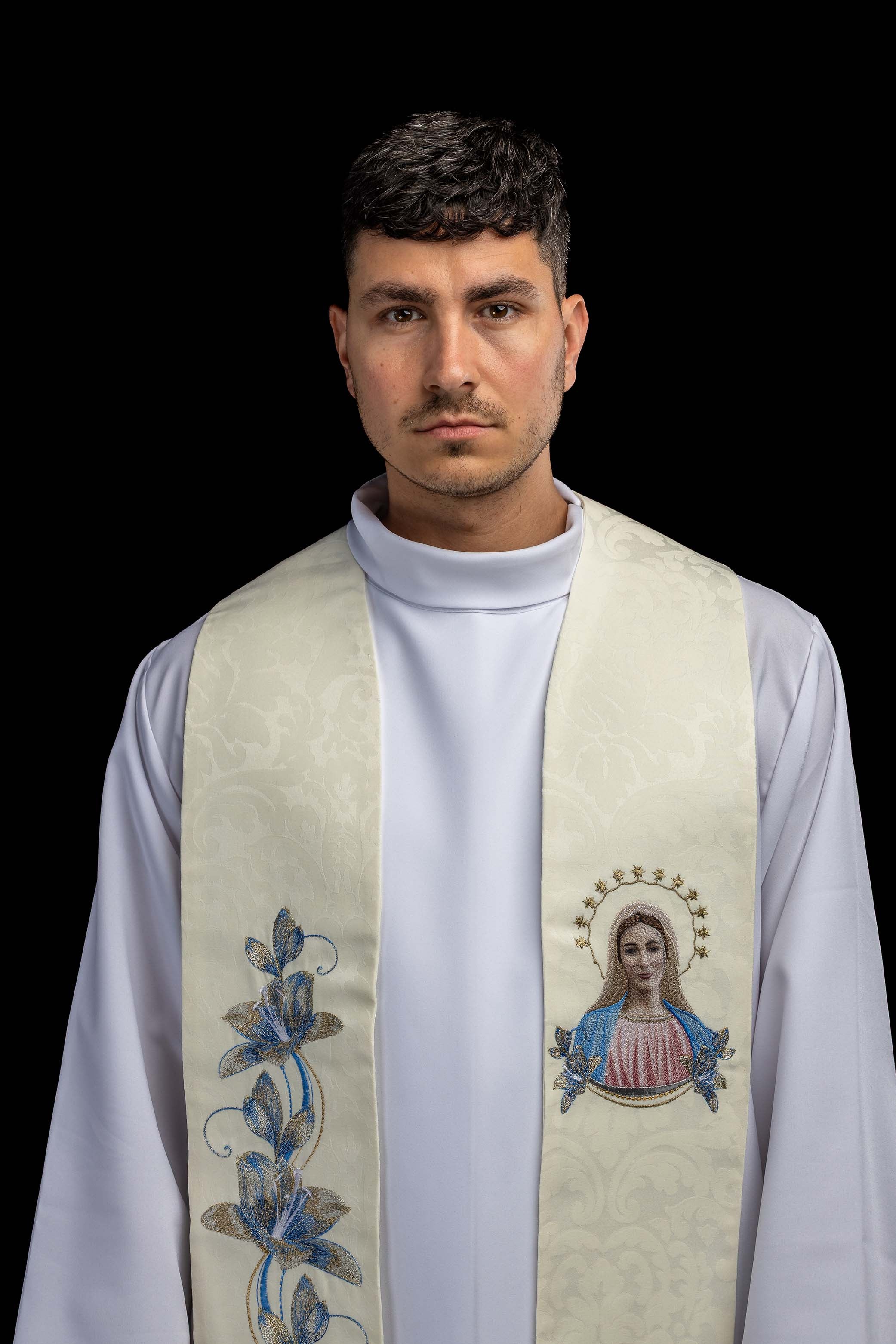 Bestickte Stola mit dem Bildnis Unserer Lieben Frau von Medjugorje