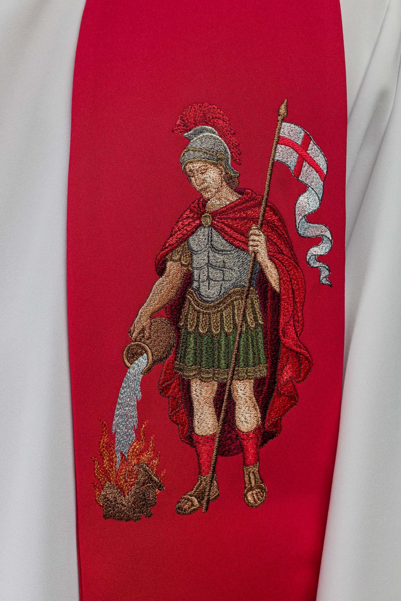 Bestickte Stola mit Abbildung des Heiligen Florian