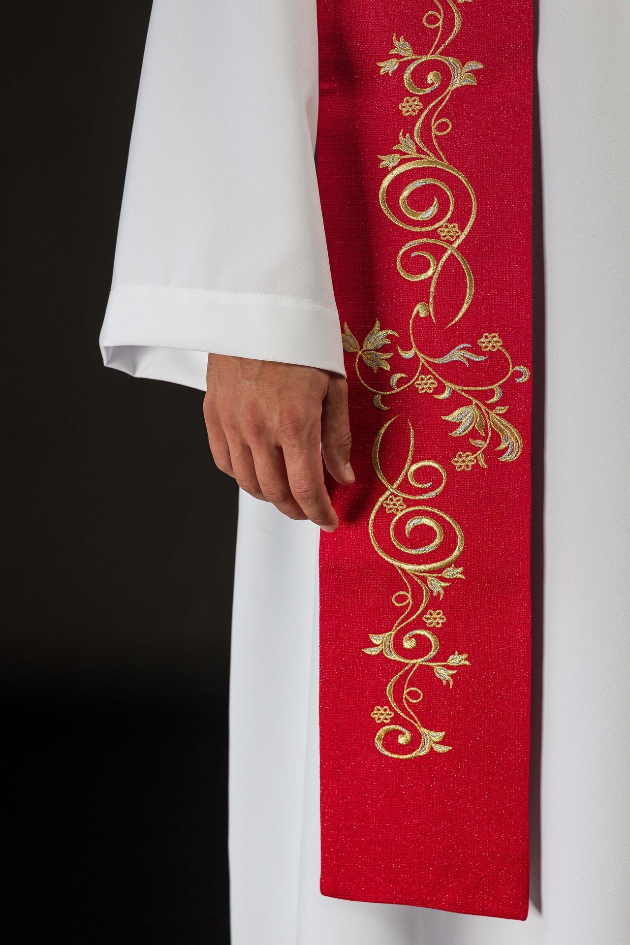 Reich bestickte Stola mit Abbildung des Heiligen Florian