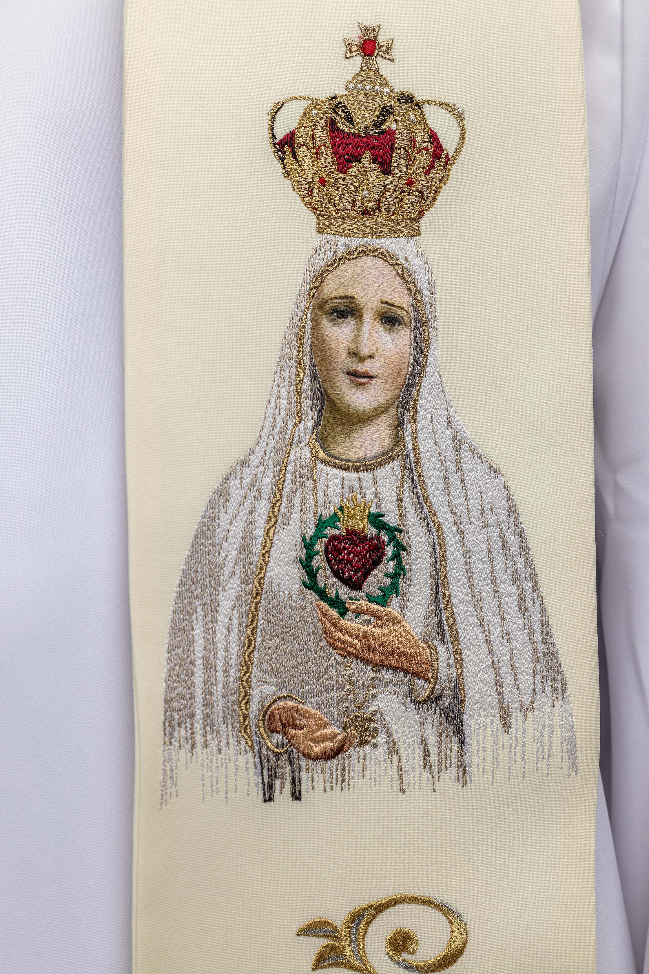 Bestickte Stola mit dem Bildnis Unserer Lieben Frau von Fatima