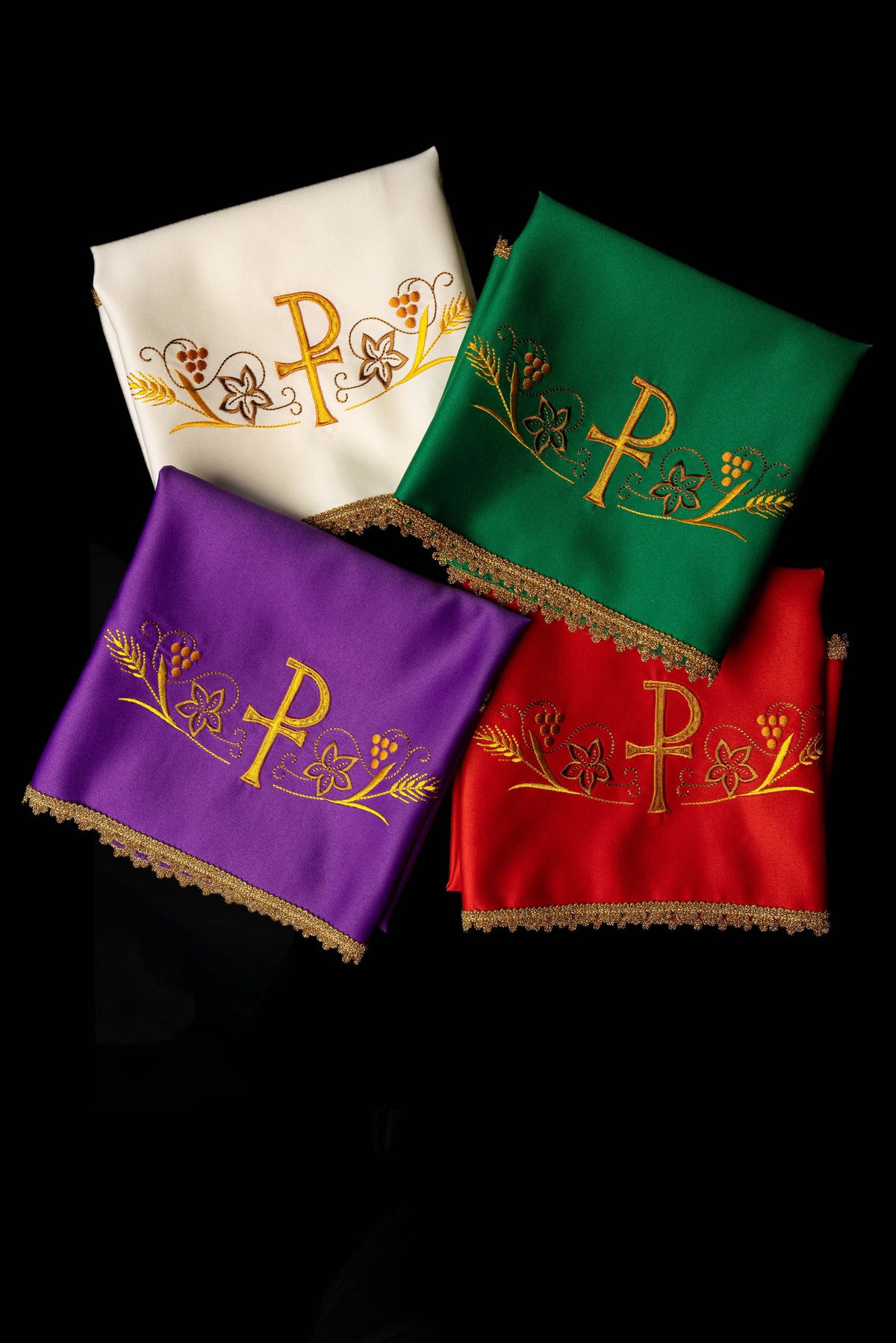 Set aus vier Kelchvelen mit PAX-Motiv