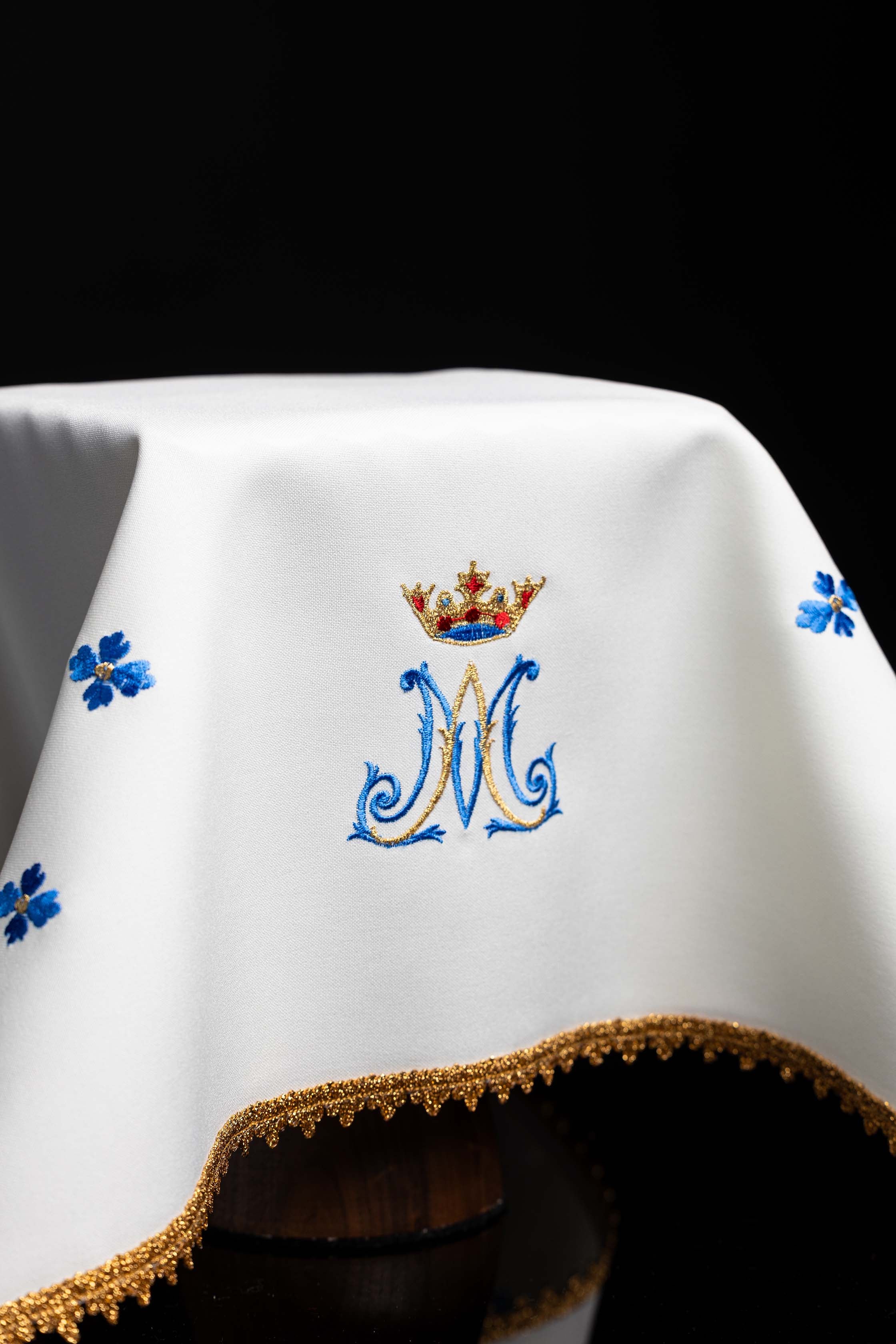 Schleier für den Kelch mit dem marianischen Symbol