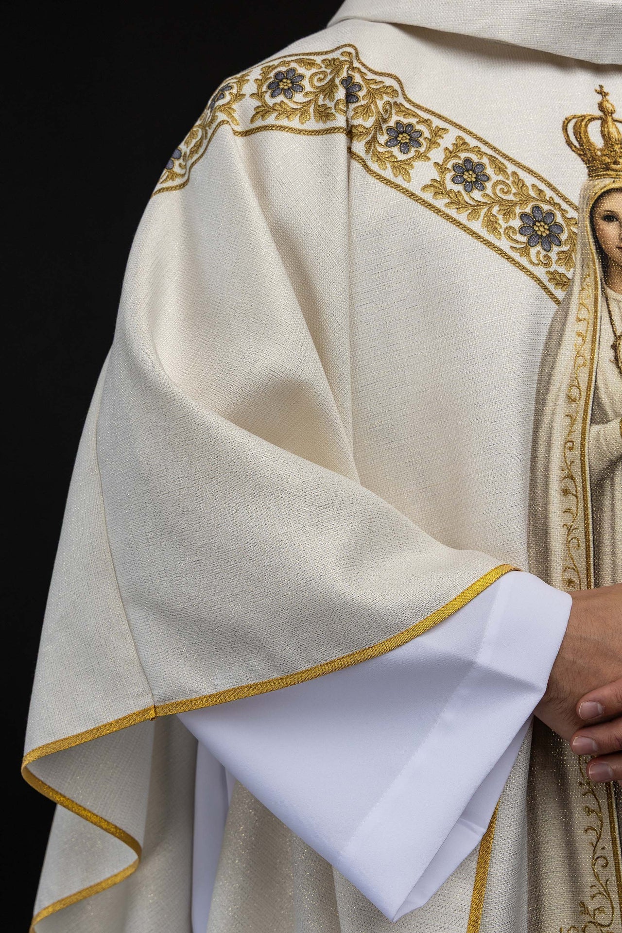 Bedruckte Kasel mit dem Bildnis Unserer Lieben Frau von Fatima - MESSGEWANDER.DE