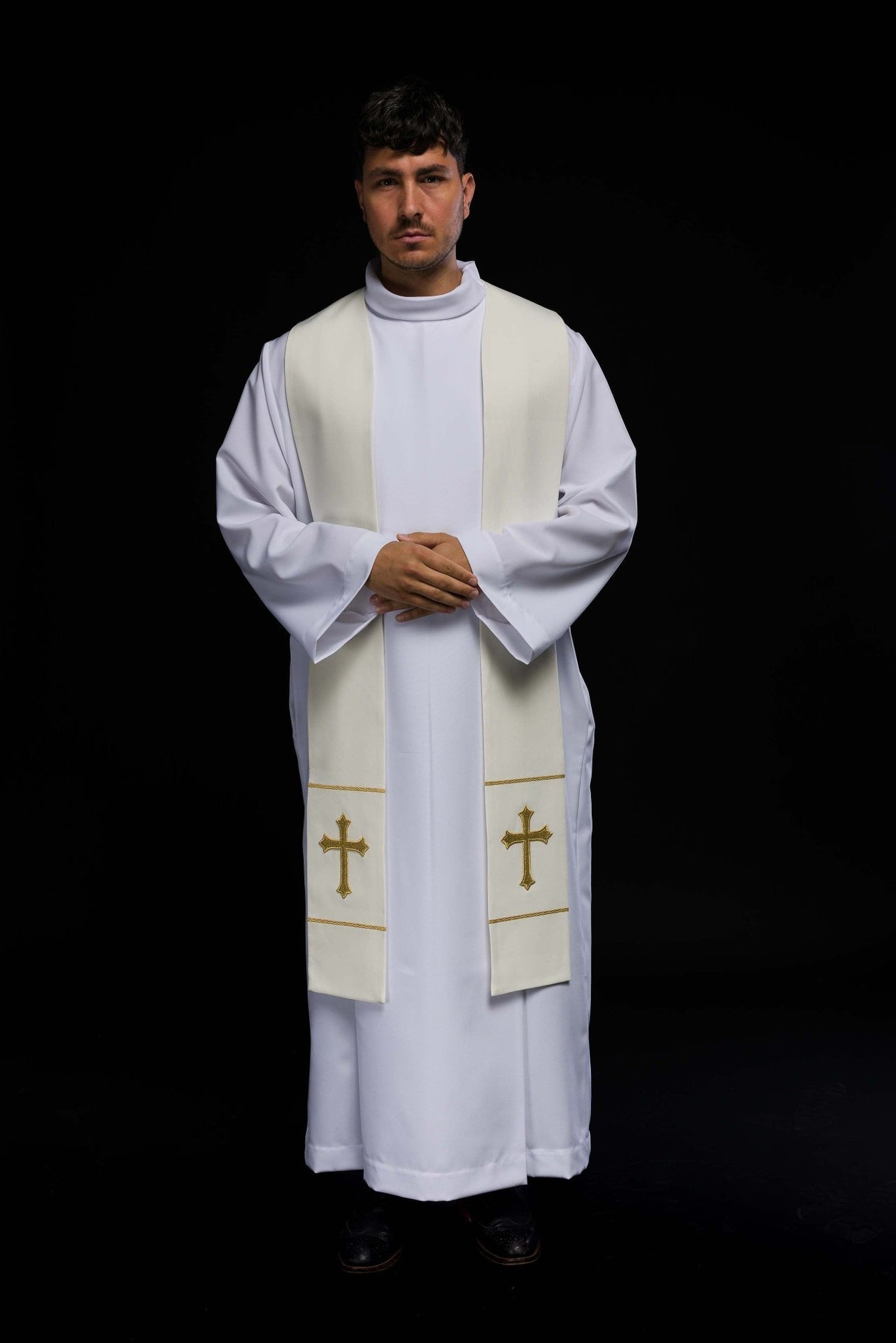 Bestickte Priesterstola Kreuz ecru - MESSGEWANDER.DE