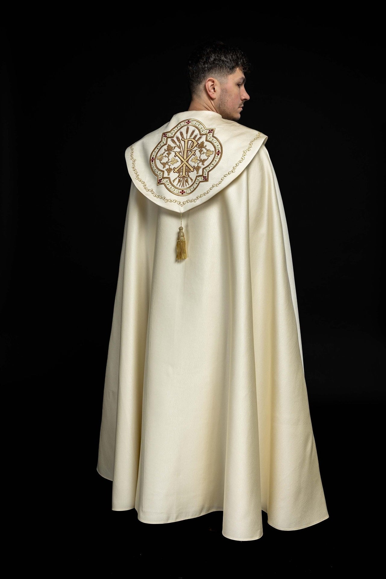 Eucharistische Kappe mit PAX-Monogramm ecru - MESSGEWANDER.DE