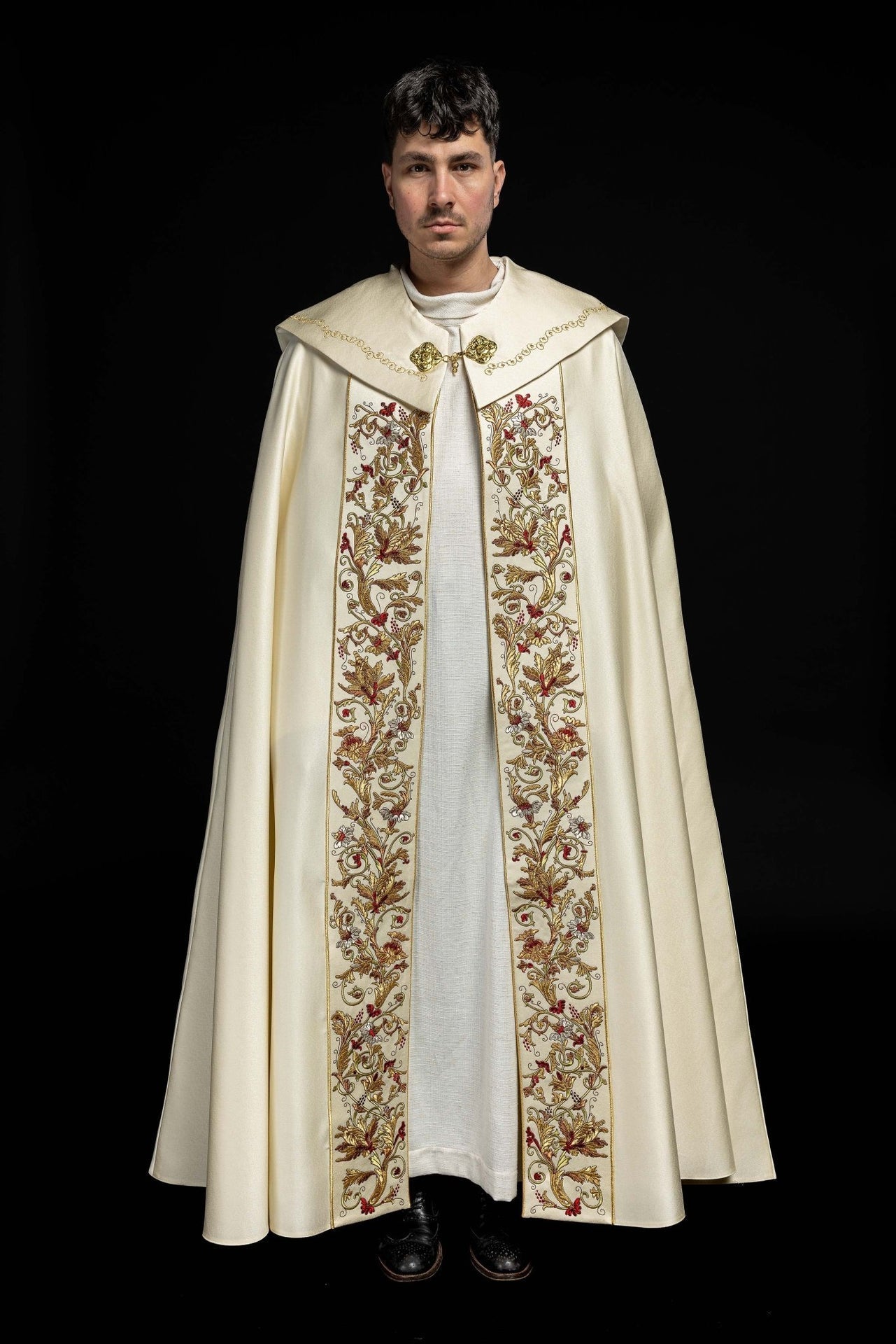 Eucharistische Kappe mit PAX-Monogramm ecru - MESSGEWANDER.DE