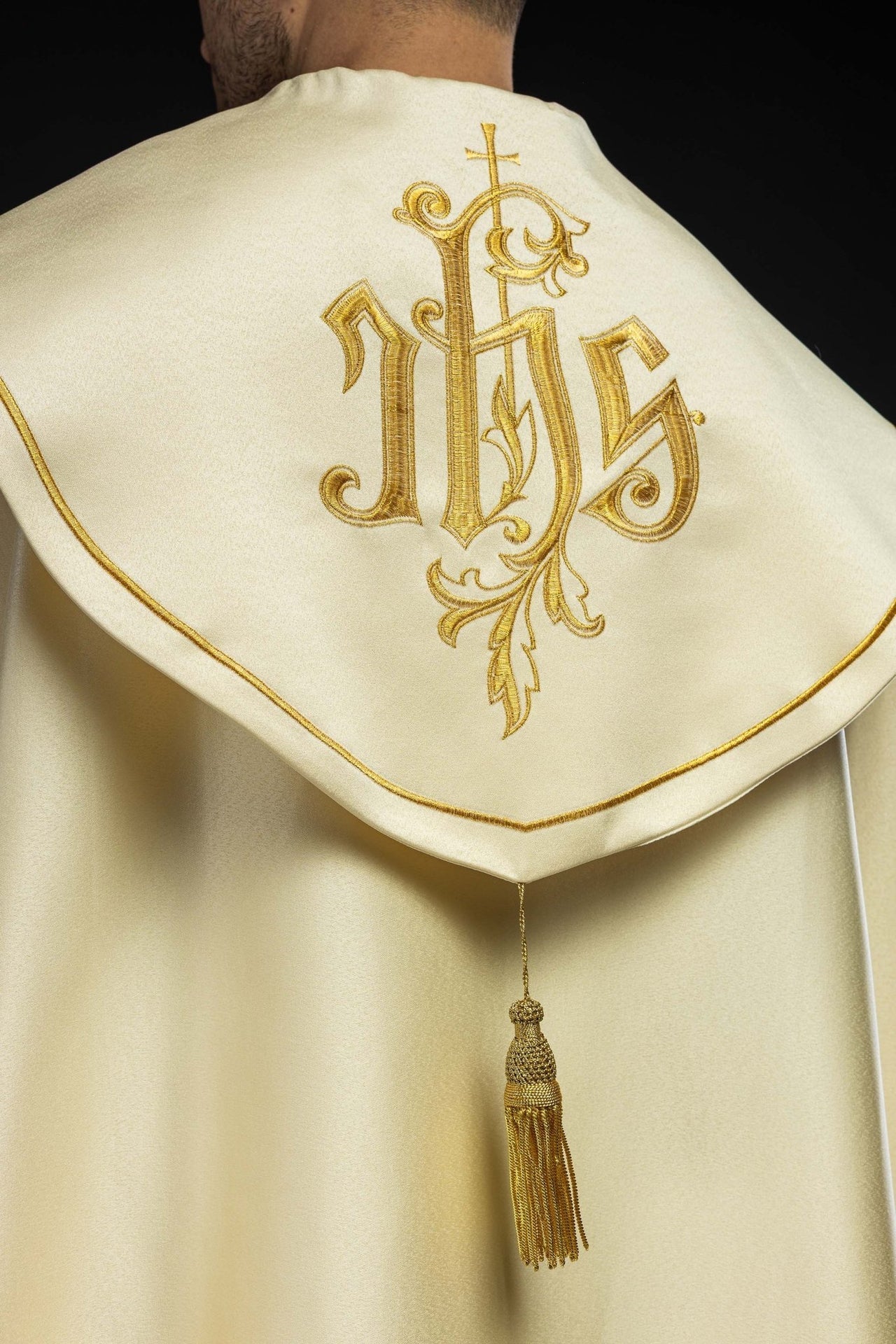 Eucharistischer Umhang IHS-Monogramm - MESSGEWANDER.DE