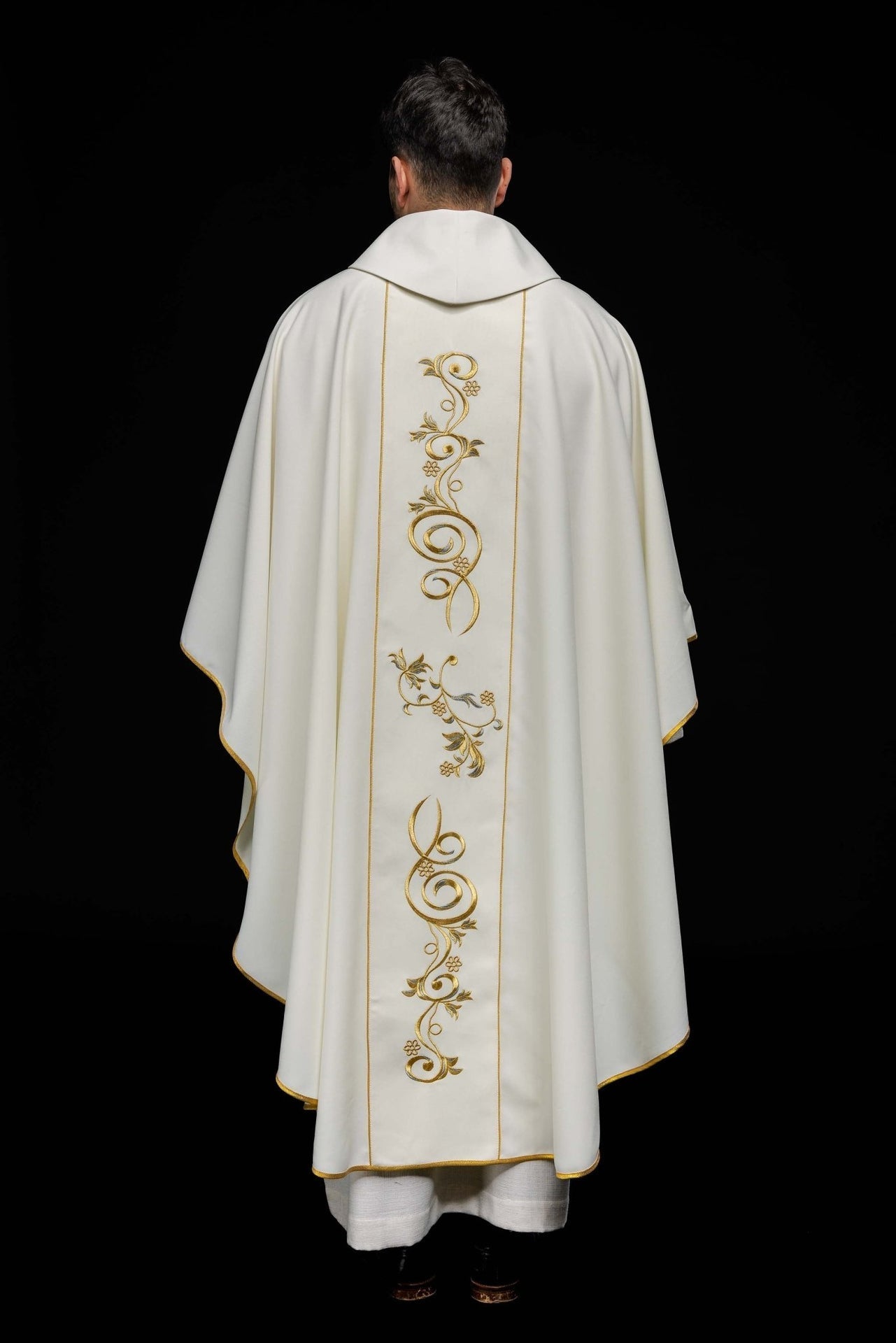 Kasel mit dem Bild der Heiligen Faustina - MESSGEWANDER.DE