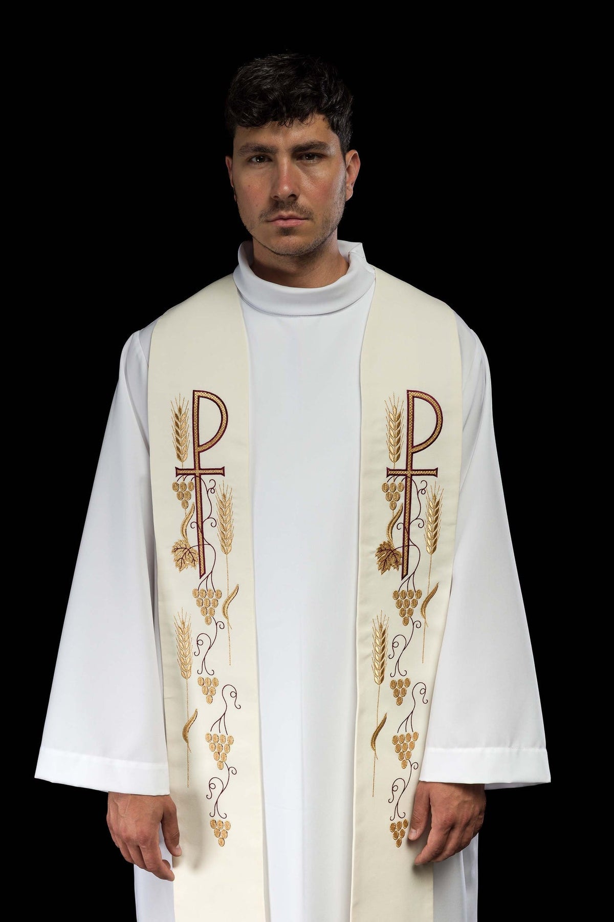 Priesterstola besticktes Kreuz mit Trauben Ecru, vorn getragen mit Kreuz-, Ähren- und Traubenstickerei