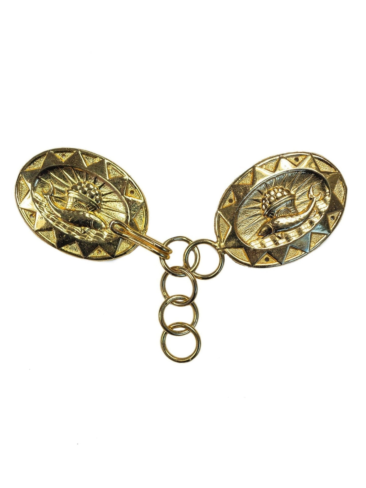 Umhang- und Schleierverschluss mit Fischsymbol, goldfarbene Vorderansicht mit Fischrelief und Kettengliedern