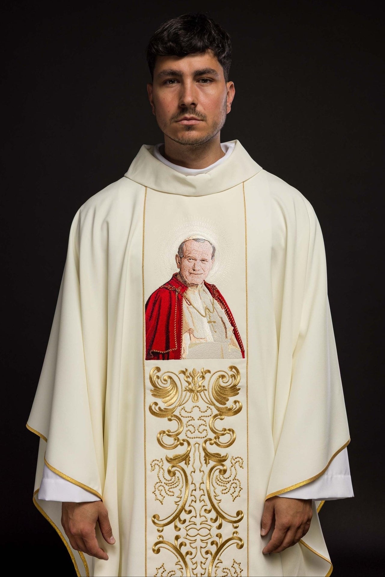 Messgewand mit einem Bild von Papst Johannes Paul II. - MESSGEWANDER.DE