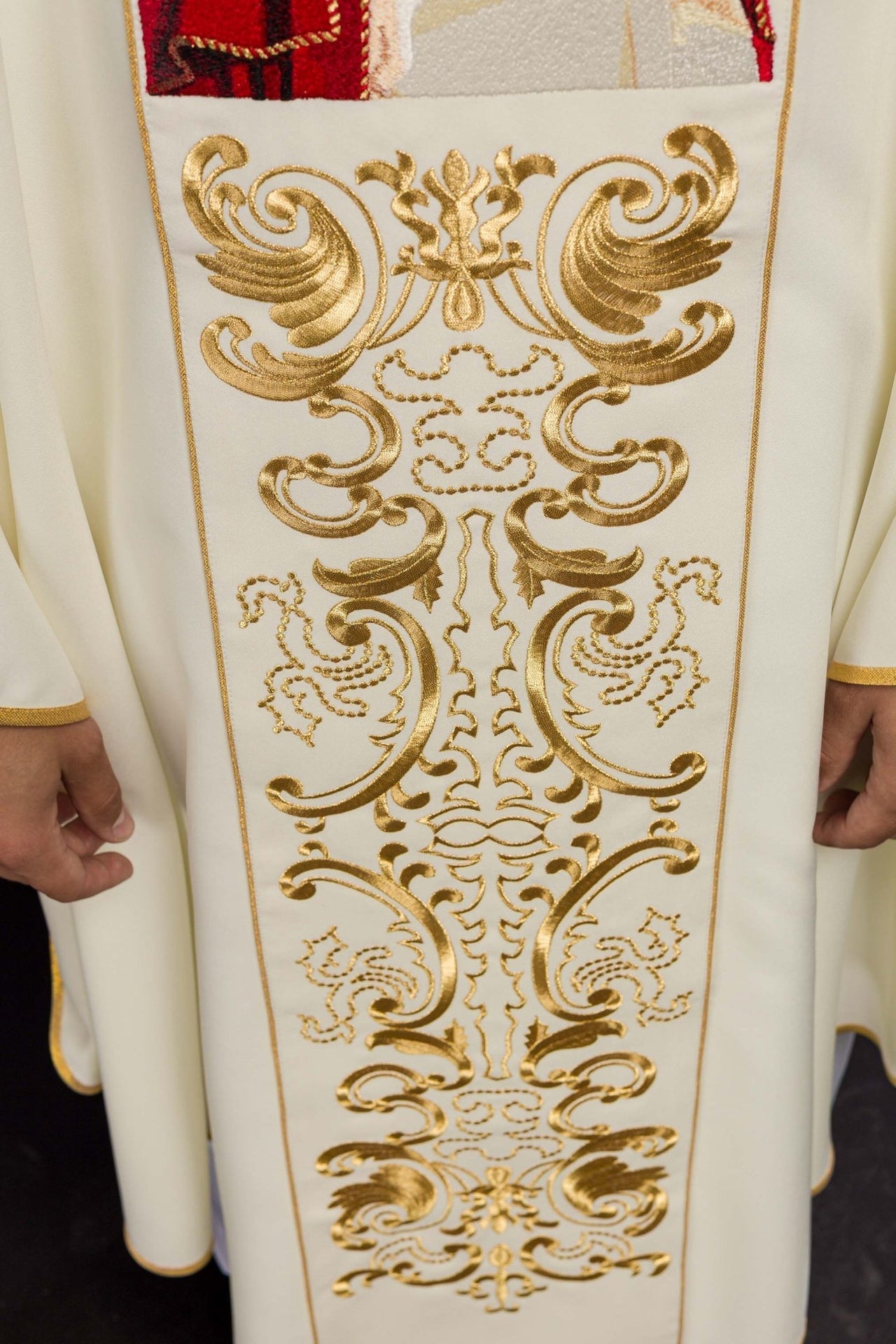 Messgewand mit einem Bild von Papst Johannes Paul II. - MESSGEWANDER.DE