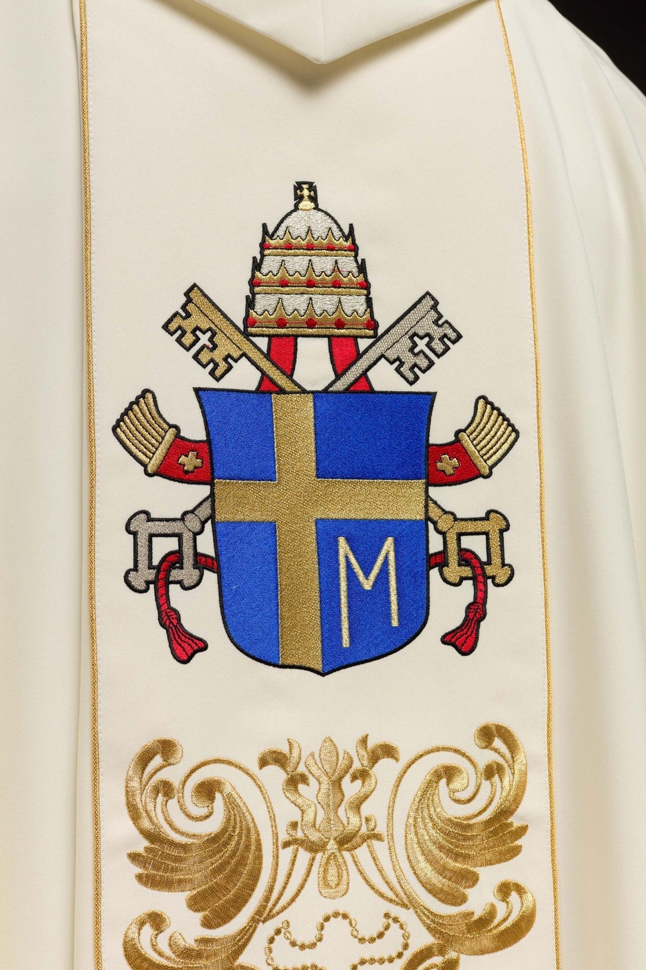 Messgewand mit einem Bild von Papst Johannes Paul II. - MESSGEWANDER.DE