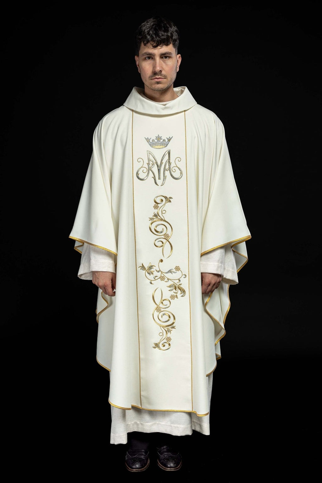 Ornat liturgiczny Maryjny z pasem haftowanym ecru