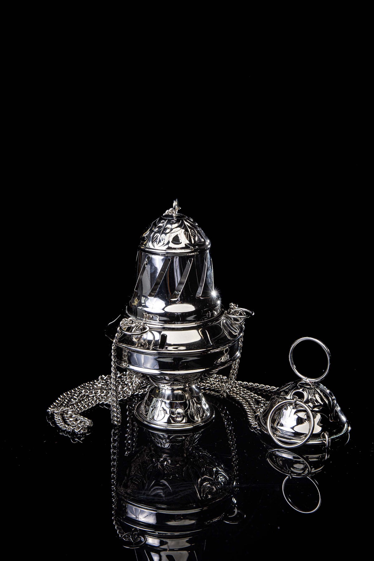 Weihrauchfass - 15 cm - Santiago de Compostela - Messing - Nickel, Gesamtansicht mit Ketten