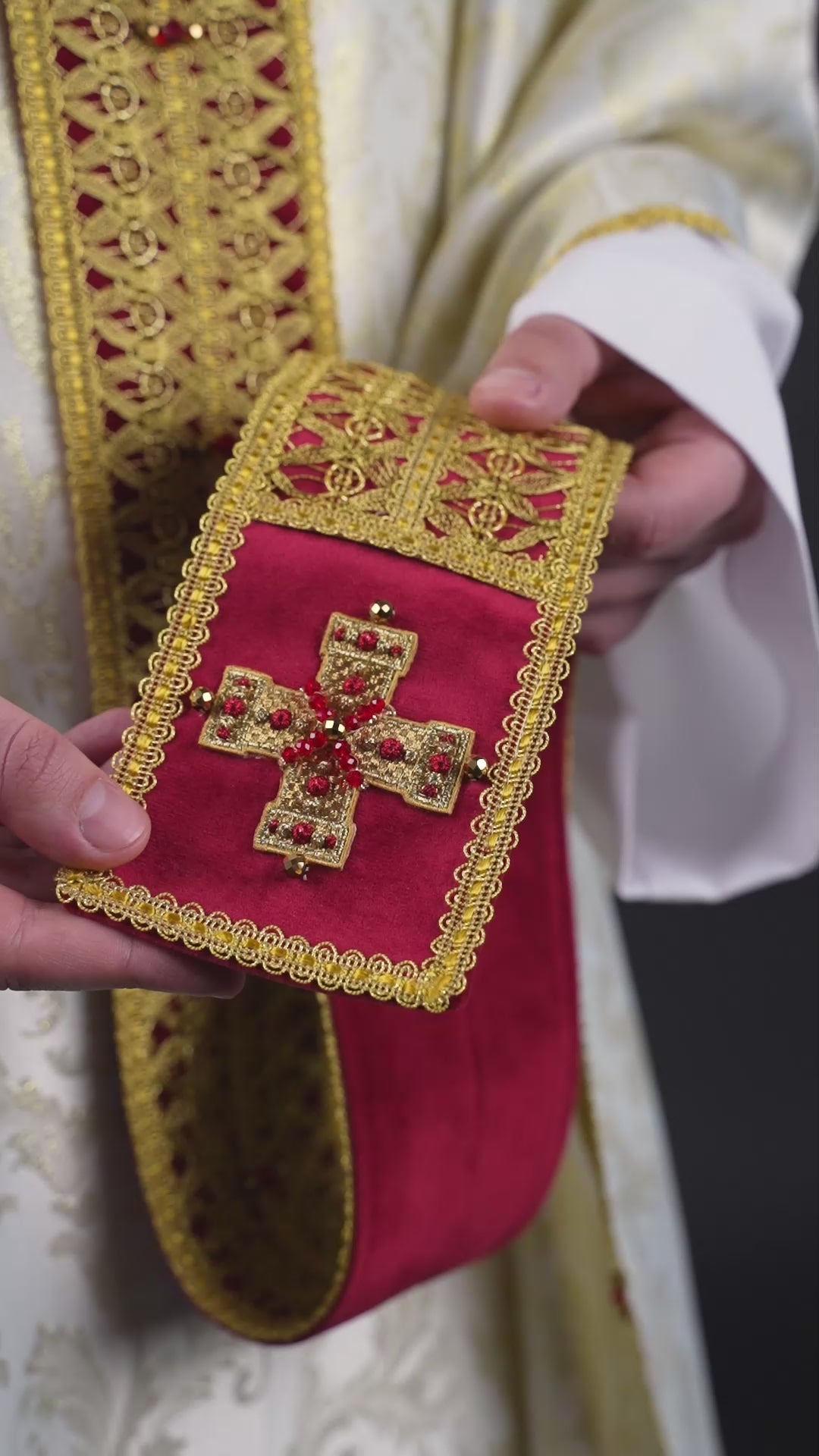 Handgefertigtes Messgewand mit Natursteinen Handgefertigt 7009