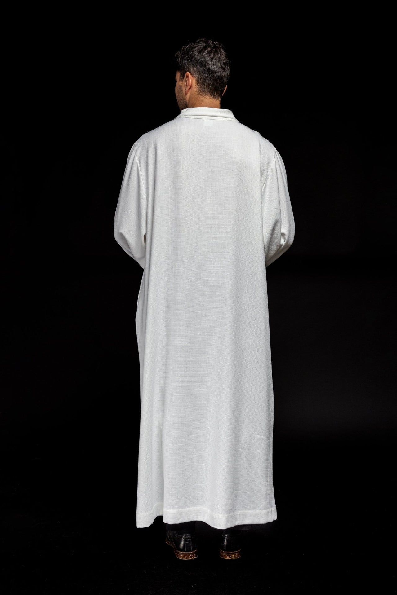 Priesteralbe aus Leinen in natürlicher Webart weiß - MESSGEWANDER.DE