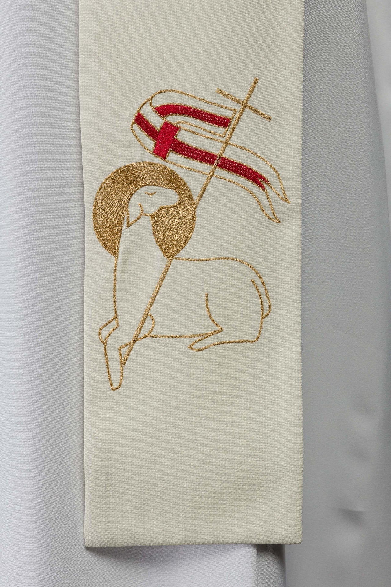 Priesterstola mit Stickerei von Kreuz und Lamm - MESSGEWANDER.DE